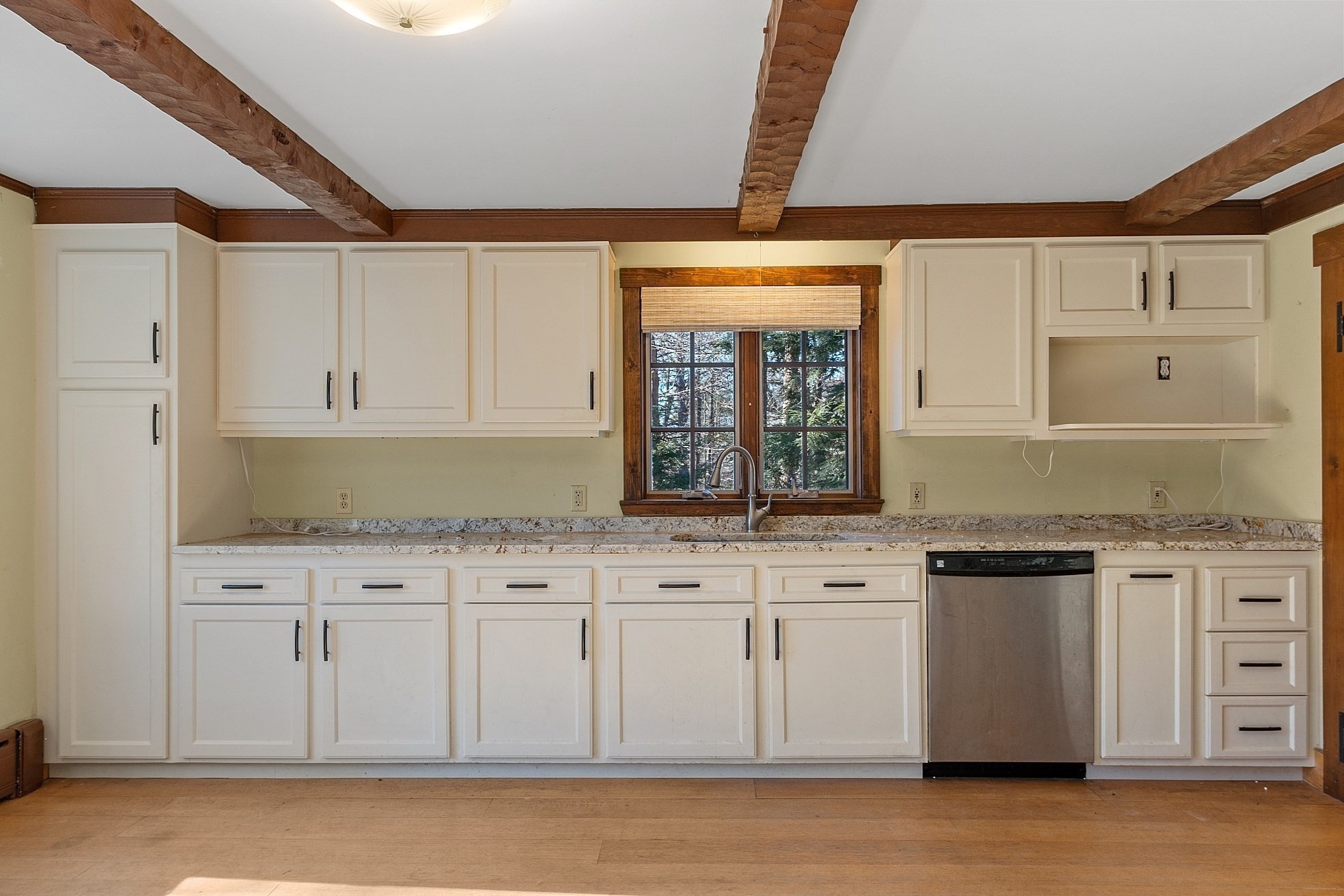 64 Chestnut St, Lunenburg, MA 01462 - Image 18