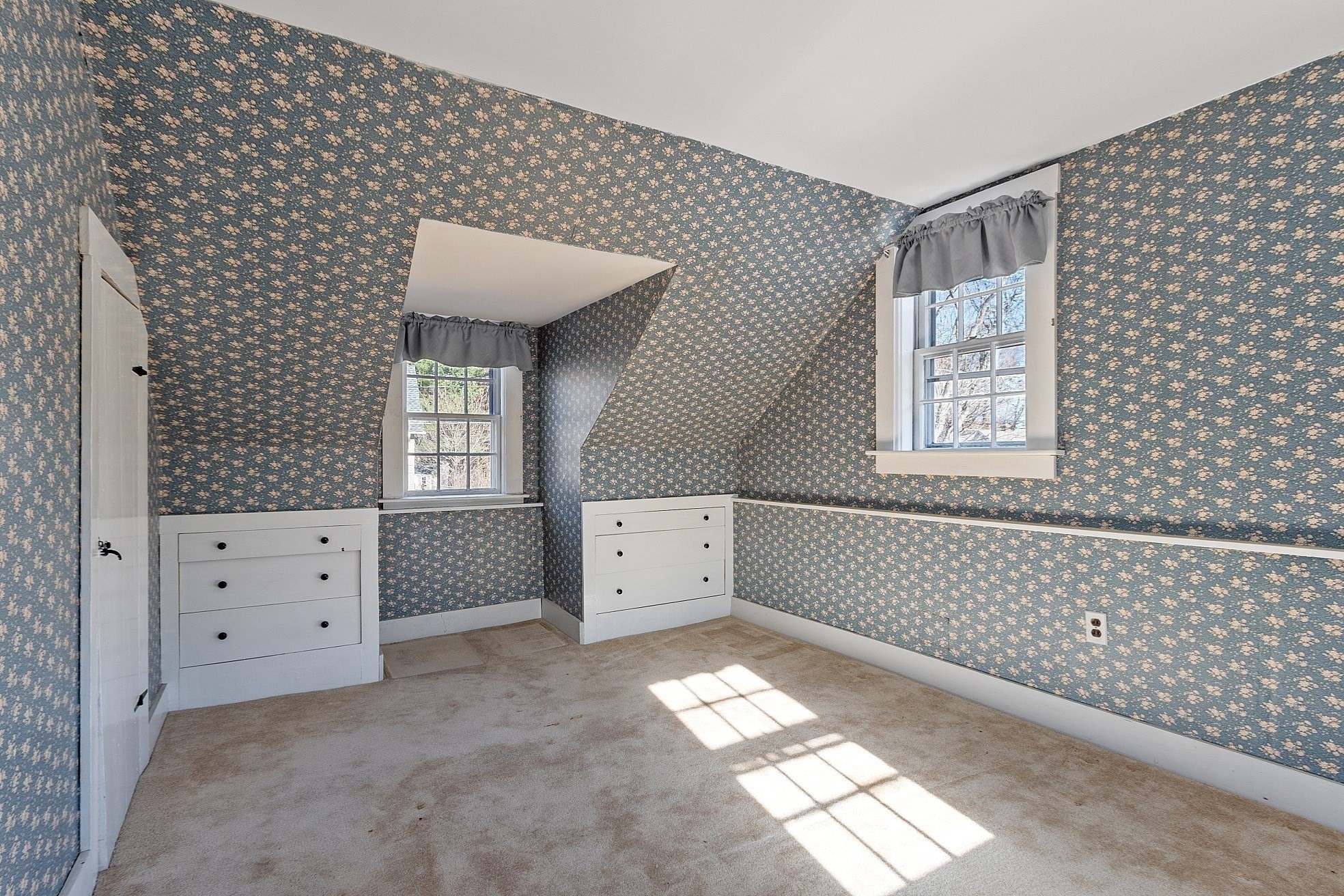 64 Chestnut St, Lunenburg, MA 01462 - Image 37