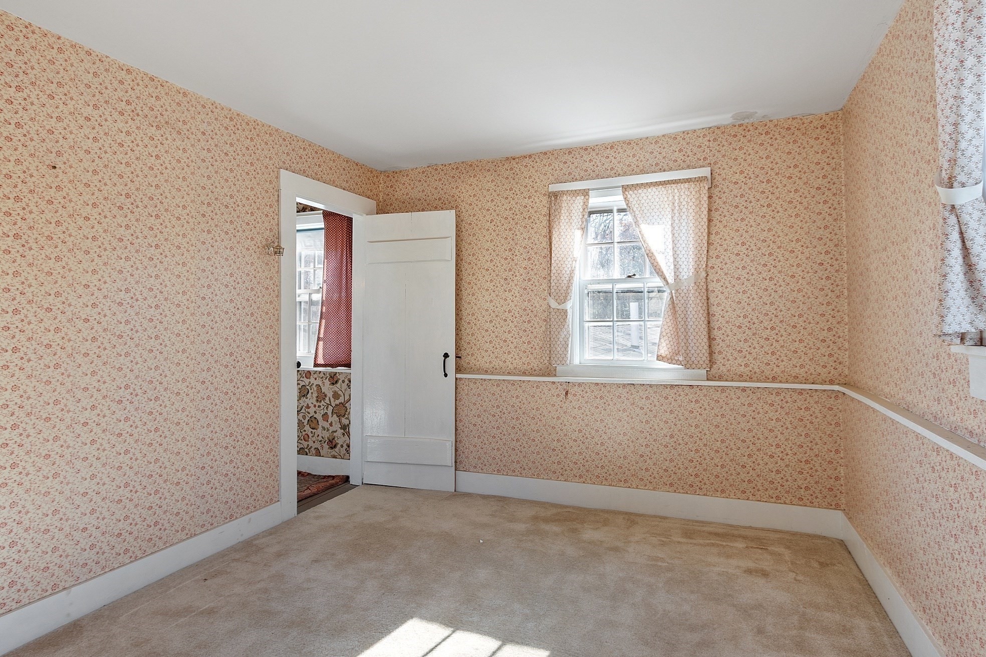 64 Chestnut St, Lunenburg, MA 01462 - Image 39