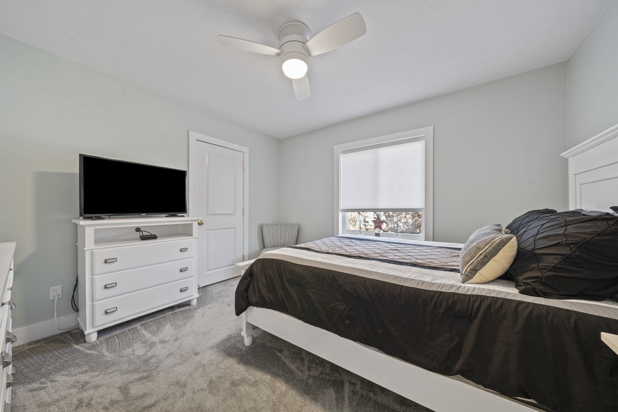 324 West Union St, East Bridgewater, MA 02333 - Image 32