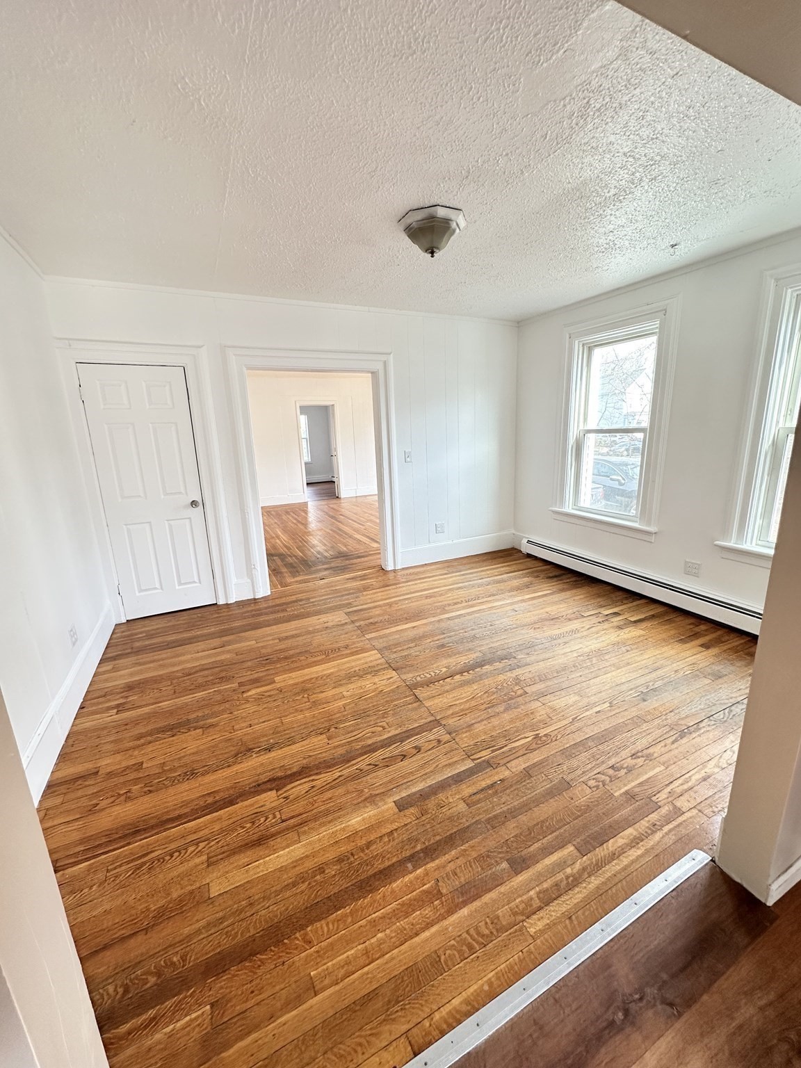 391 Pleasant St, Holyoke, MA 01040 - Image 12