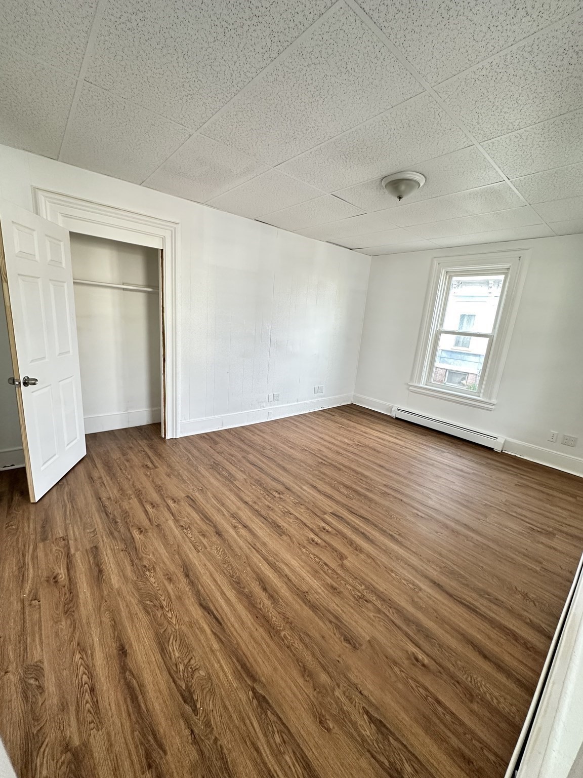 391 Pleasant St, Holyoke, MA 01040 - Image 4