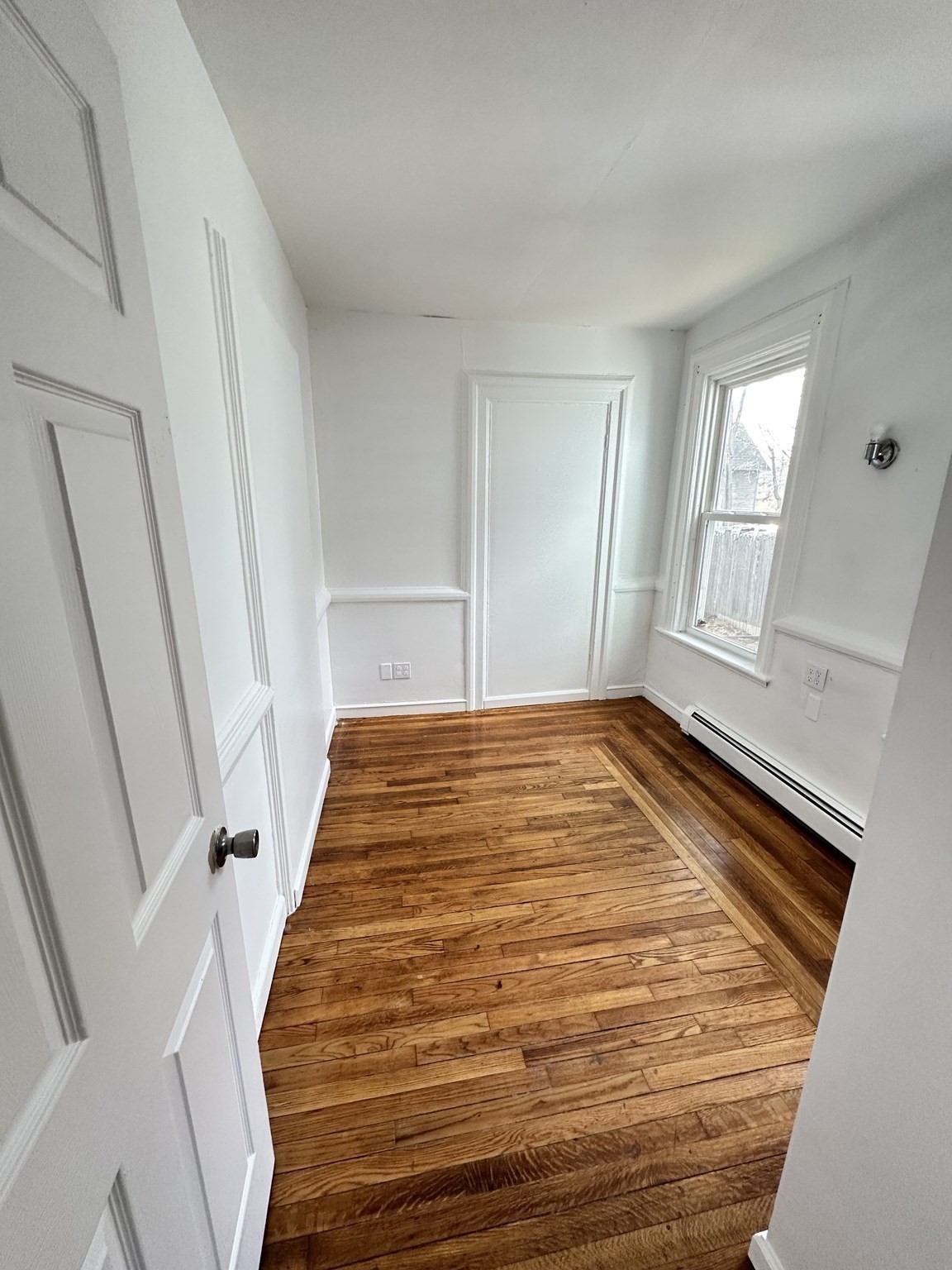 391 Pleasant St, Holyoke, MA 01040 - Image 9