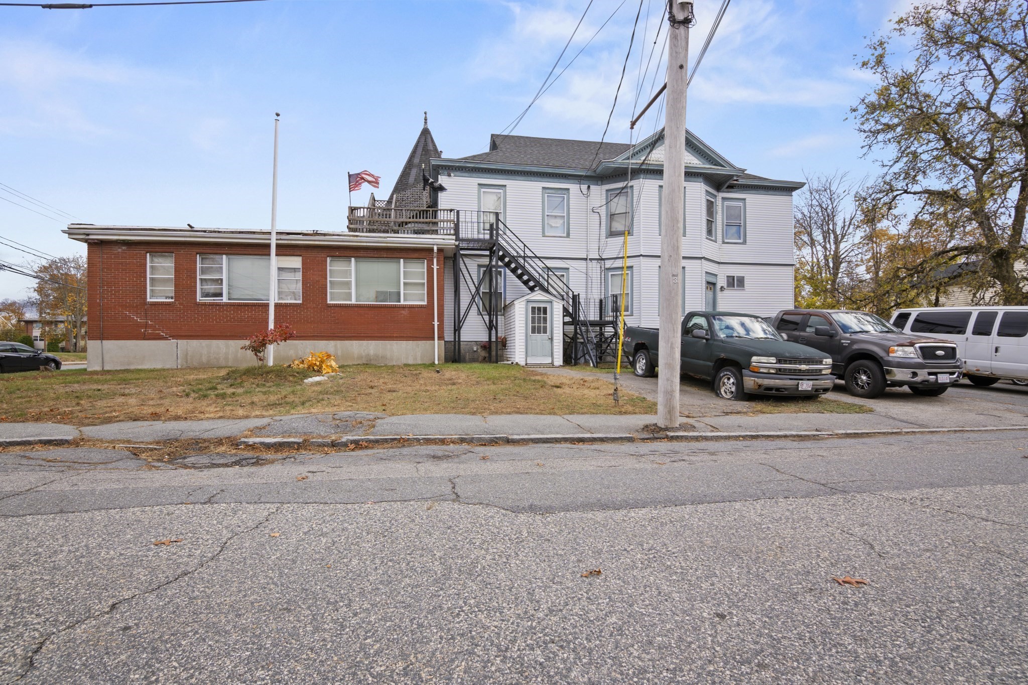 94 Princeton Boulevard, Lowell, MA 01851 - Image 2