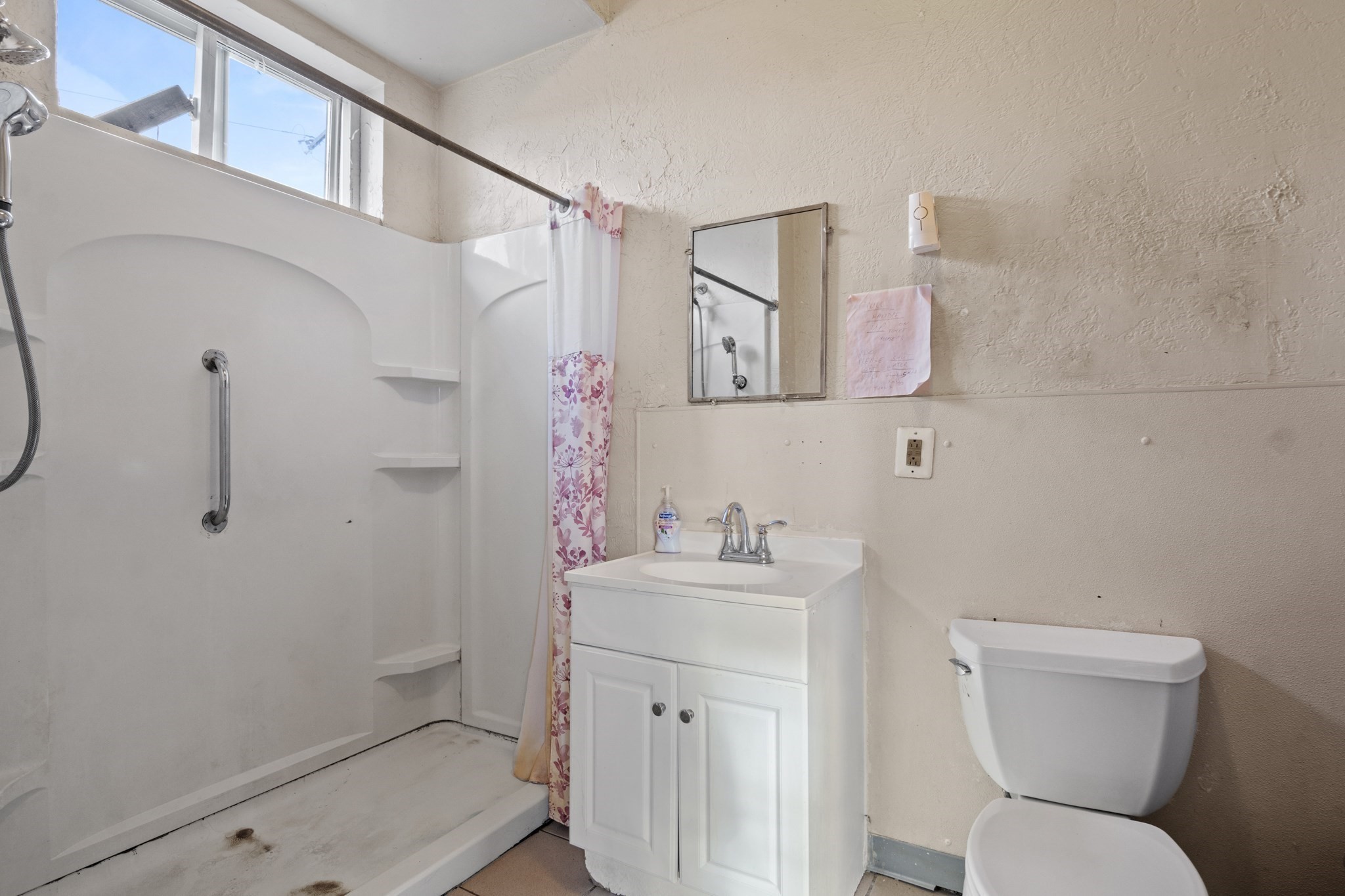 94 Princeton Boulevard, Lowell, MA 01851 - Image 13