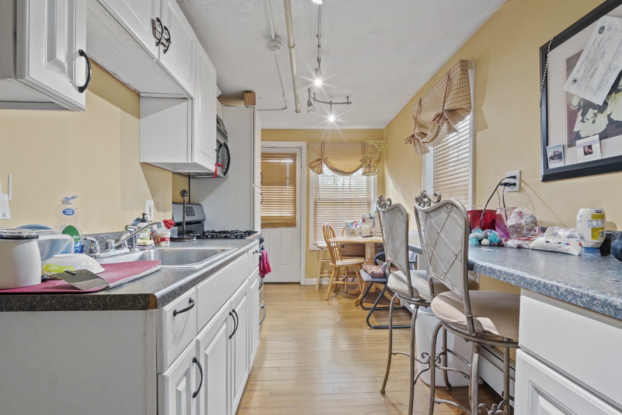 94 Princeton Boulevard, Lowell, MA 01851 - Image 20