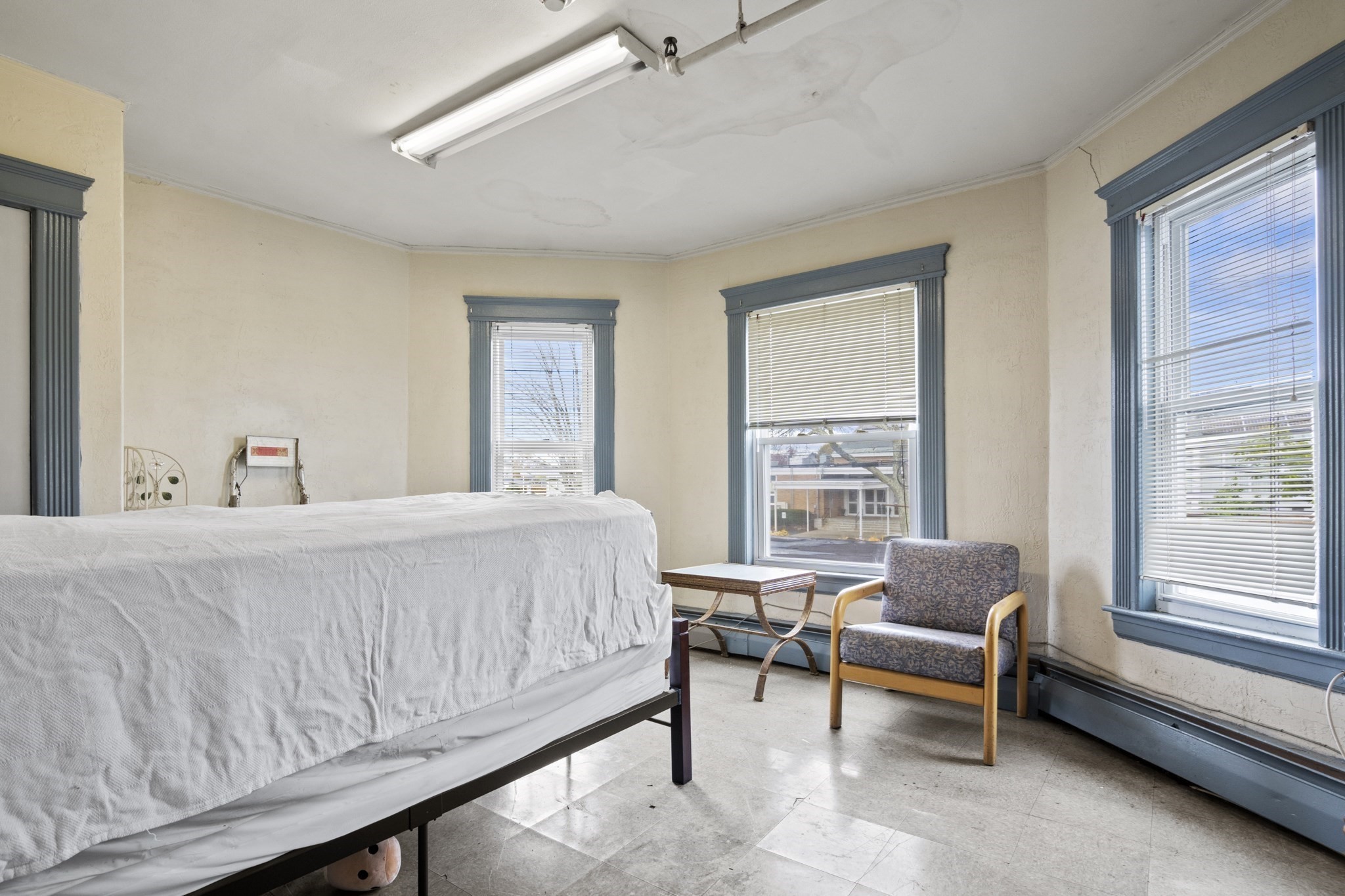 94 Princeton Boulevard, Lowell, MA 01851 - Image 24