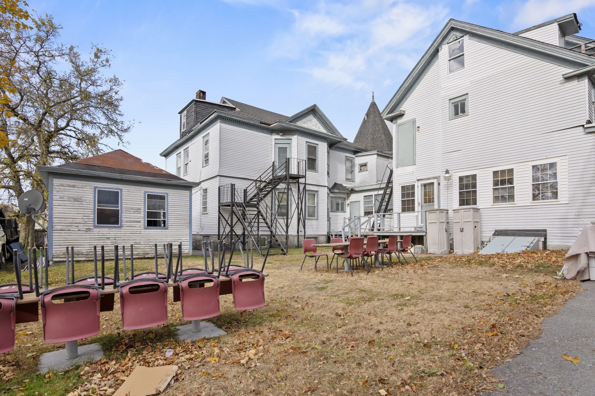 94 Princeton Boulevard, Lowell, MA 01851 - Image 33