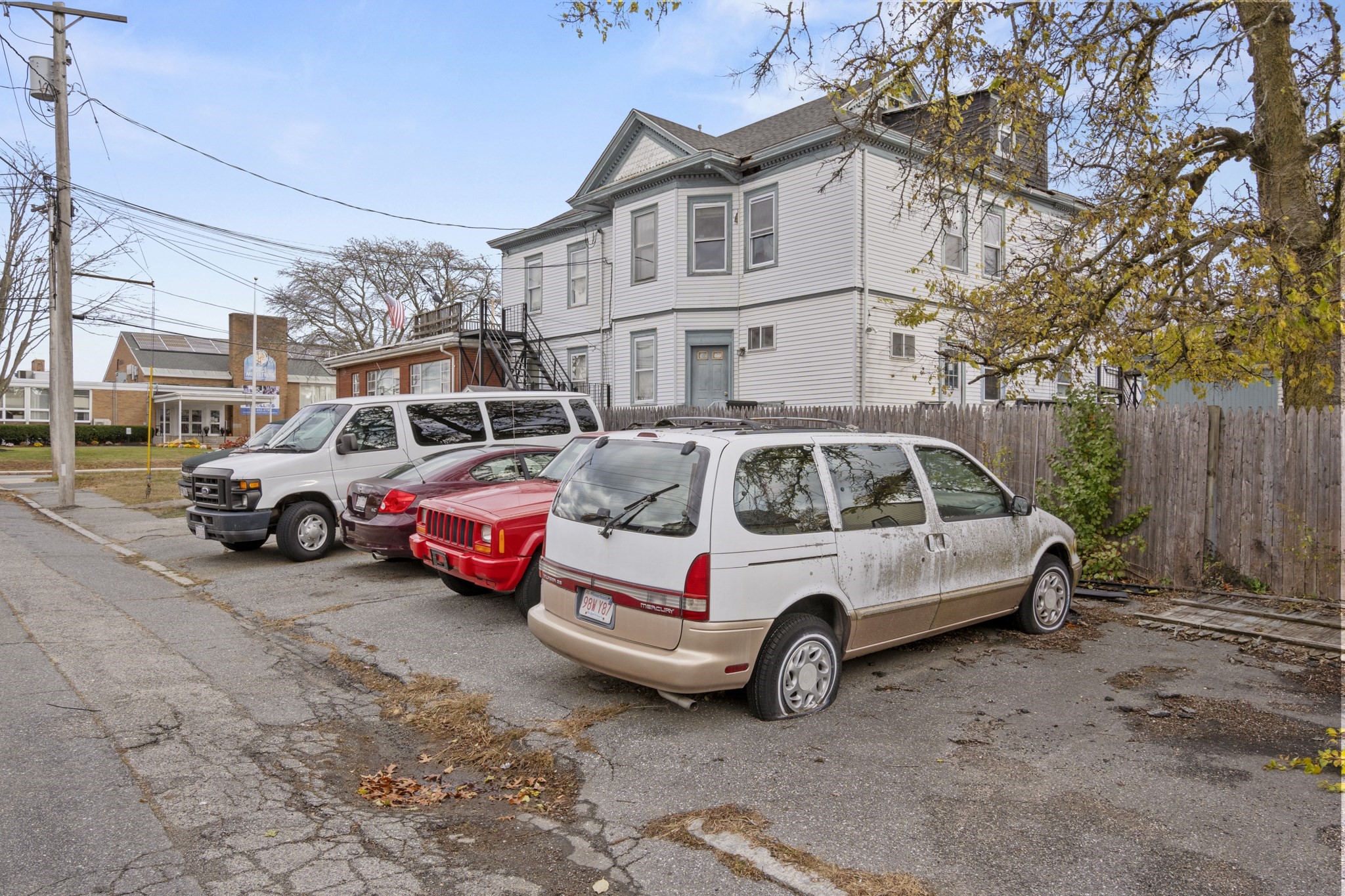 94 Princeton Boulevard, Lowell, MA 01851 - Image 35