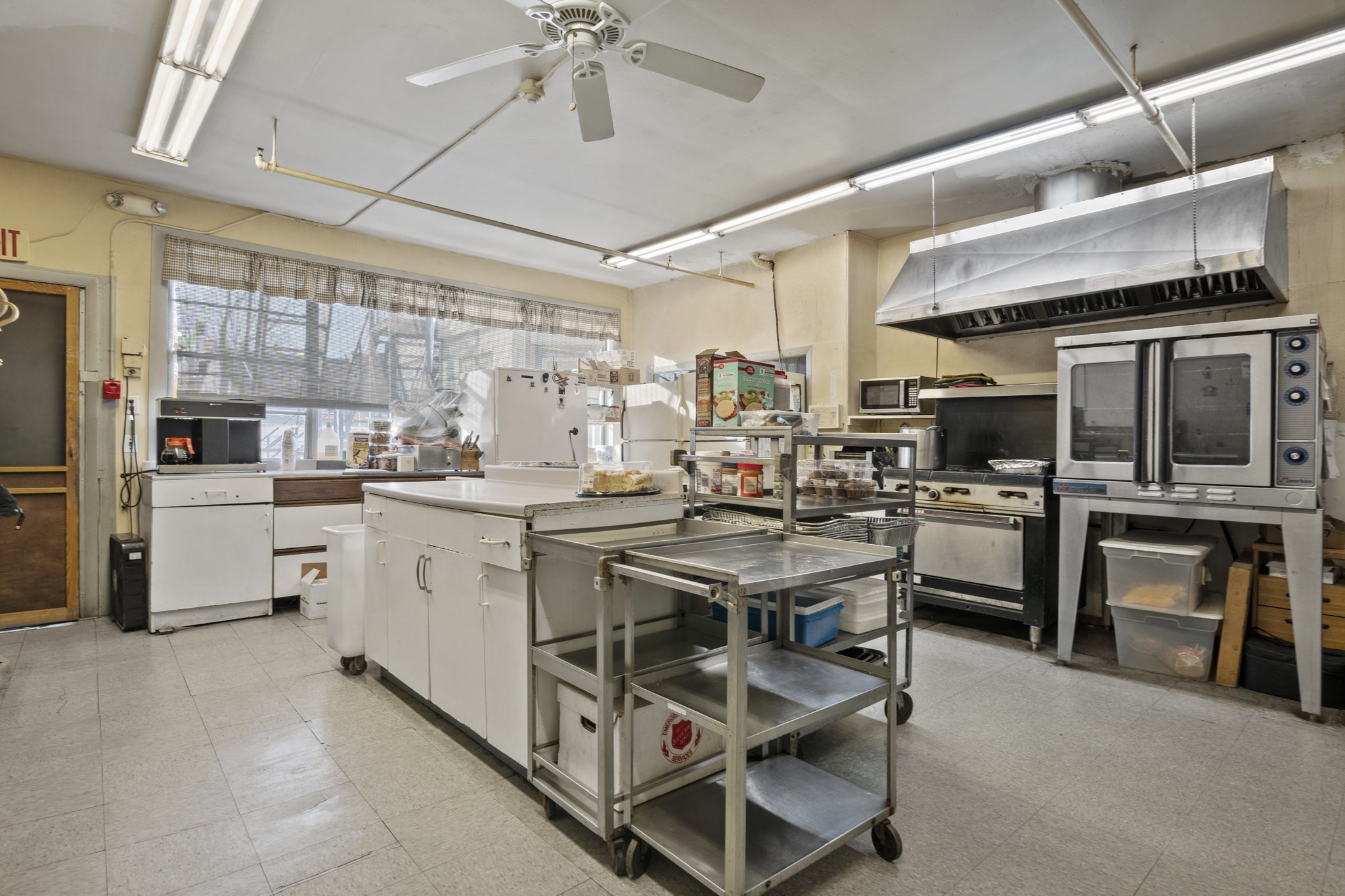 94 Princeton Boulevard, Lowell, MA 01851 - Image 7