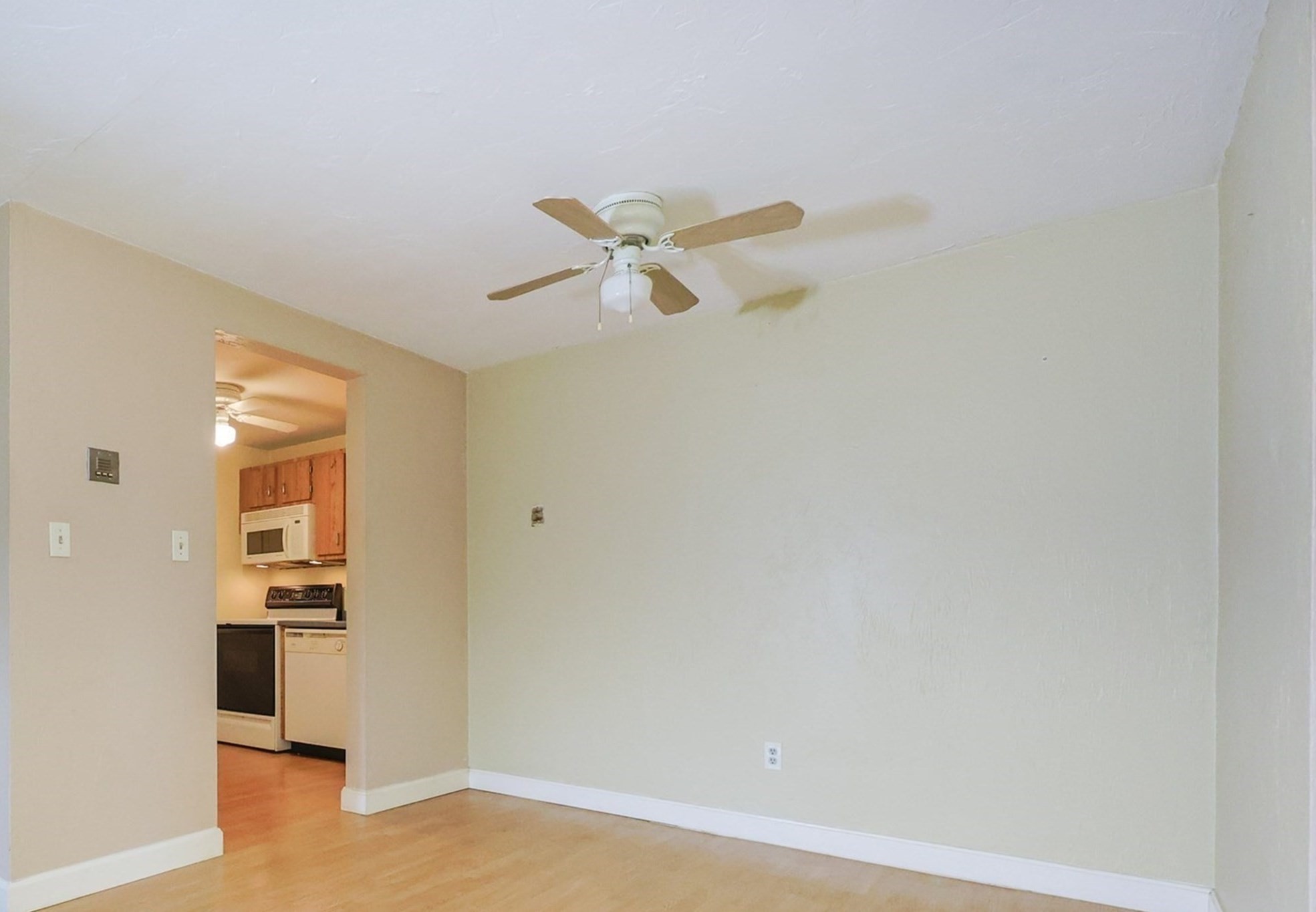 16 Erick Rd Unit 34, Mansfield, MA 02048 - Image 3