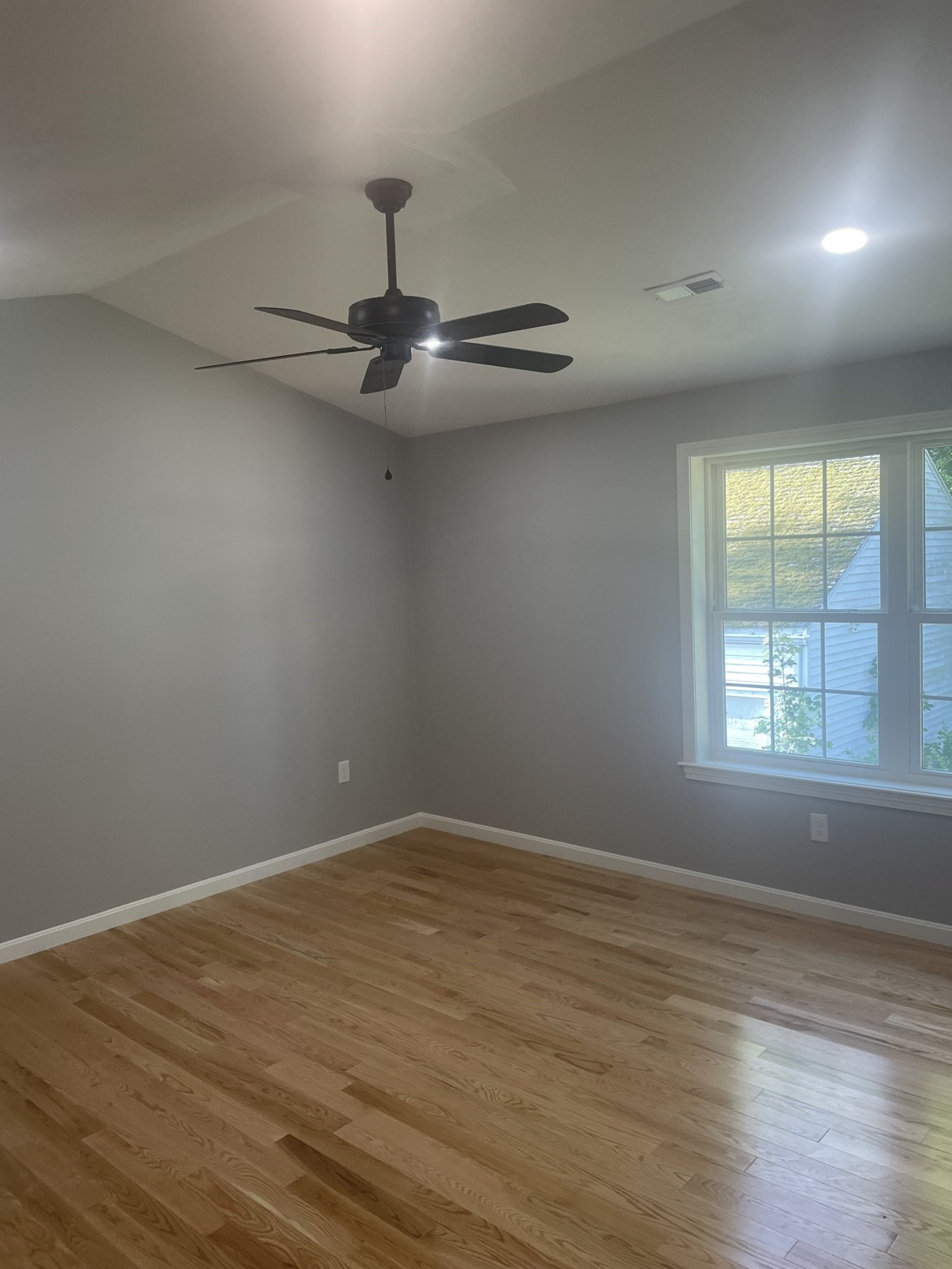 27 Havana Rd, Worcester, MA 01603 - Image 2