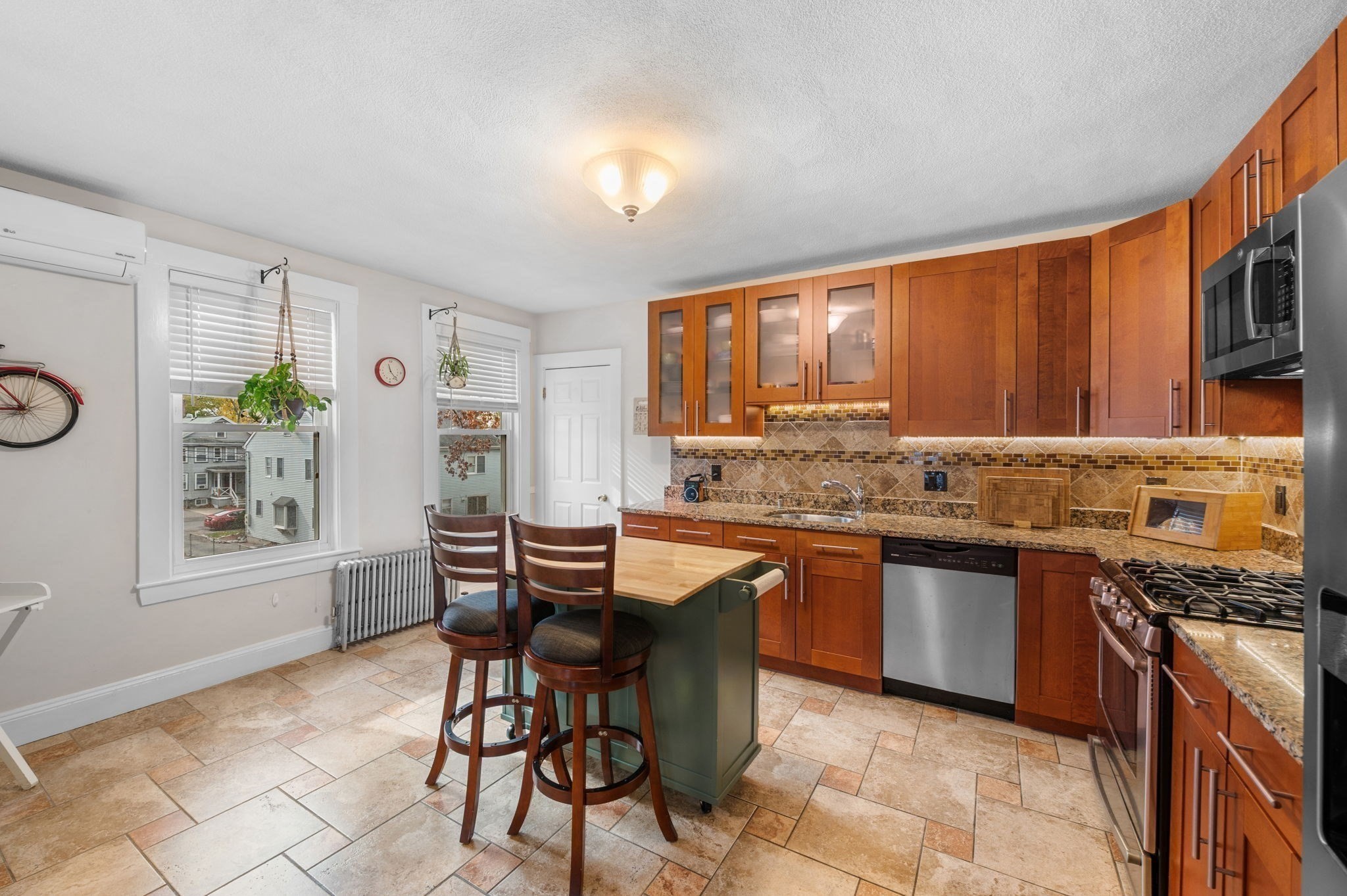 73 Orange St Unit 2, Waltham, MA 02453 - Image 2