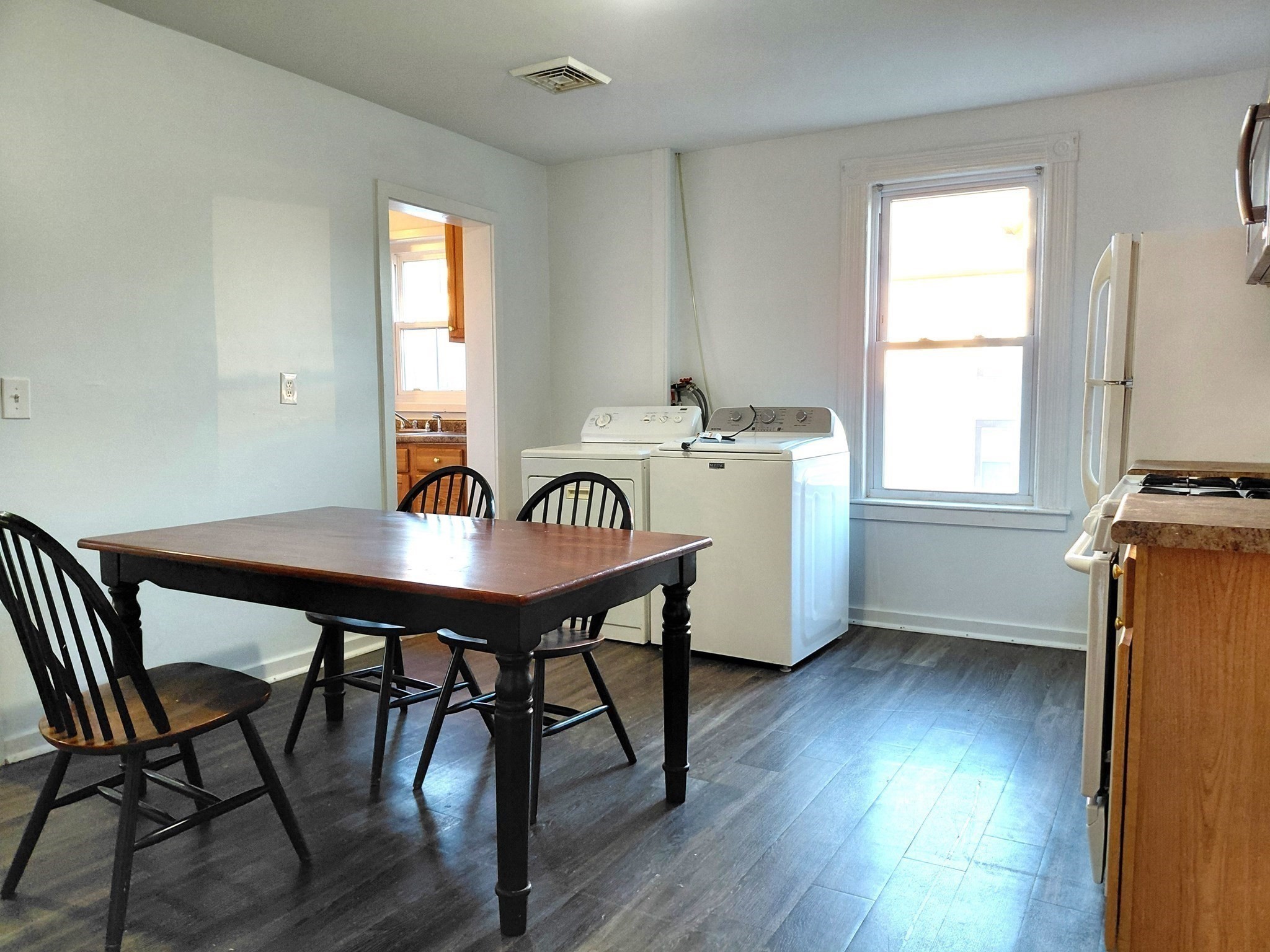 195 Ludlam St, Lowell, MA 01850 - Image 9