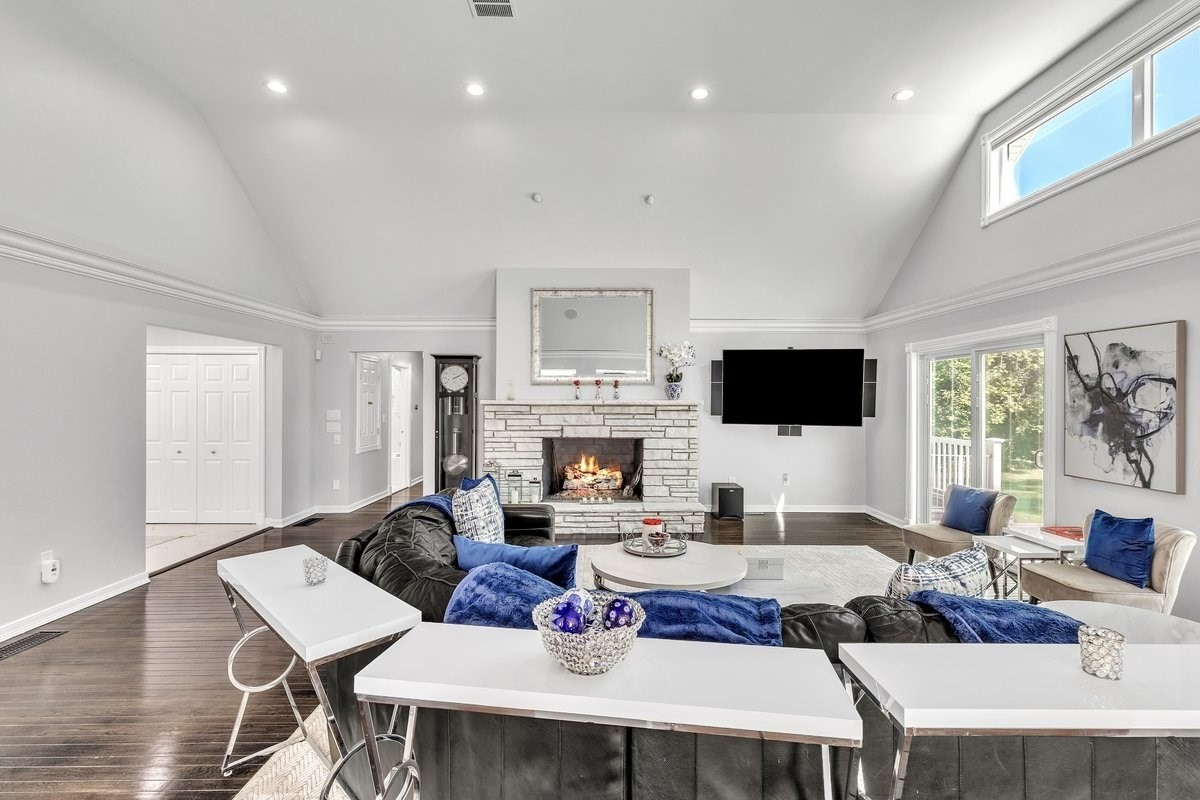 6 Strathmore Rd, Dartmouth, MA 02747 - Image 7