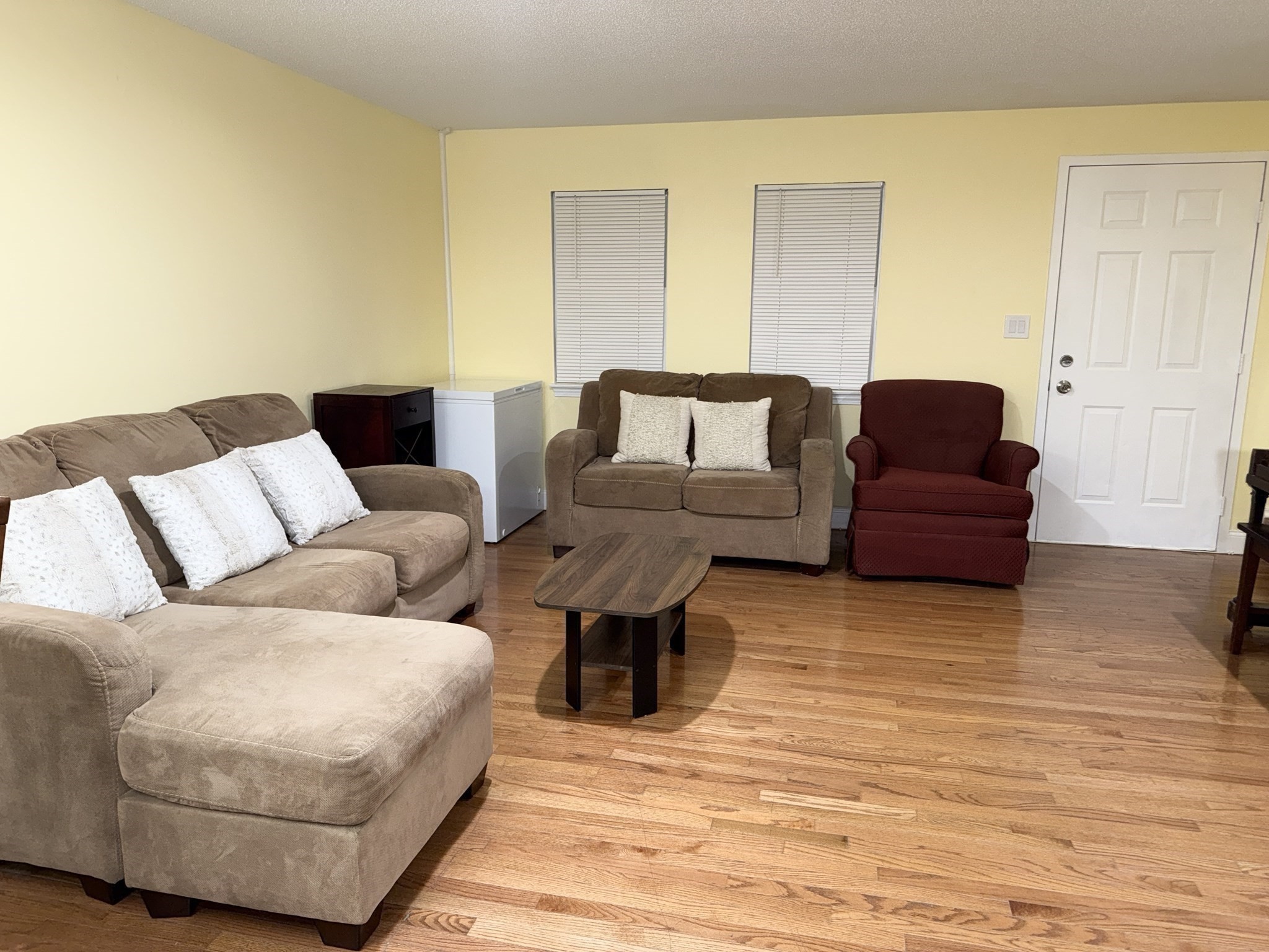 131 Lawrence St Unit 40, Lawrence, MA 01841 - Image 2