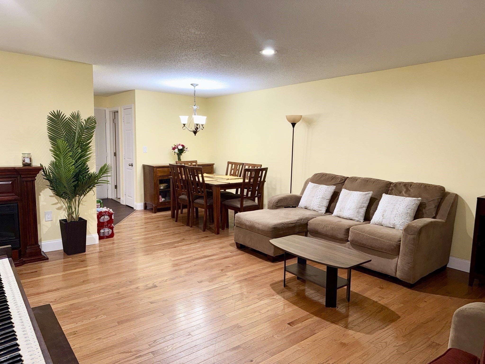 131 Lawrence St Unit 40, Lawrence, MA 01841 - Image 3