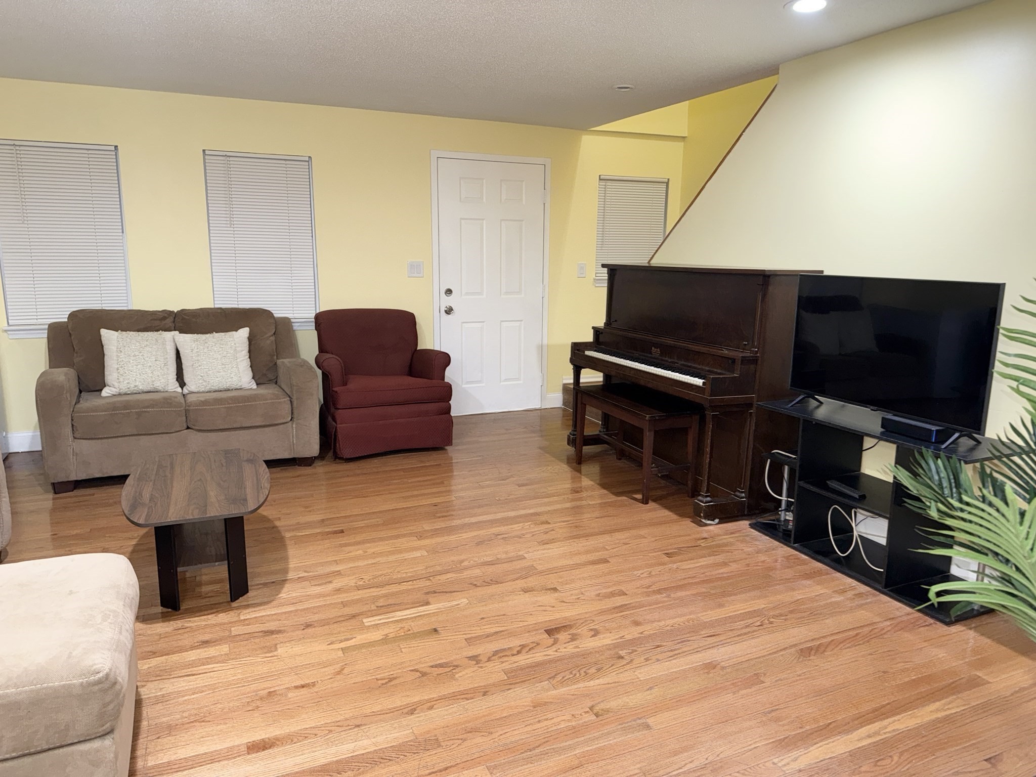 131 Lawrence St Unit 40, Lawrence, MA 01841 - Image 4