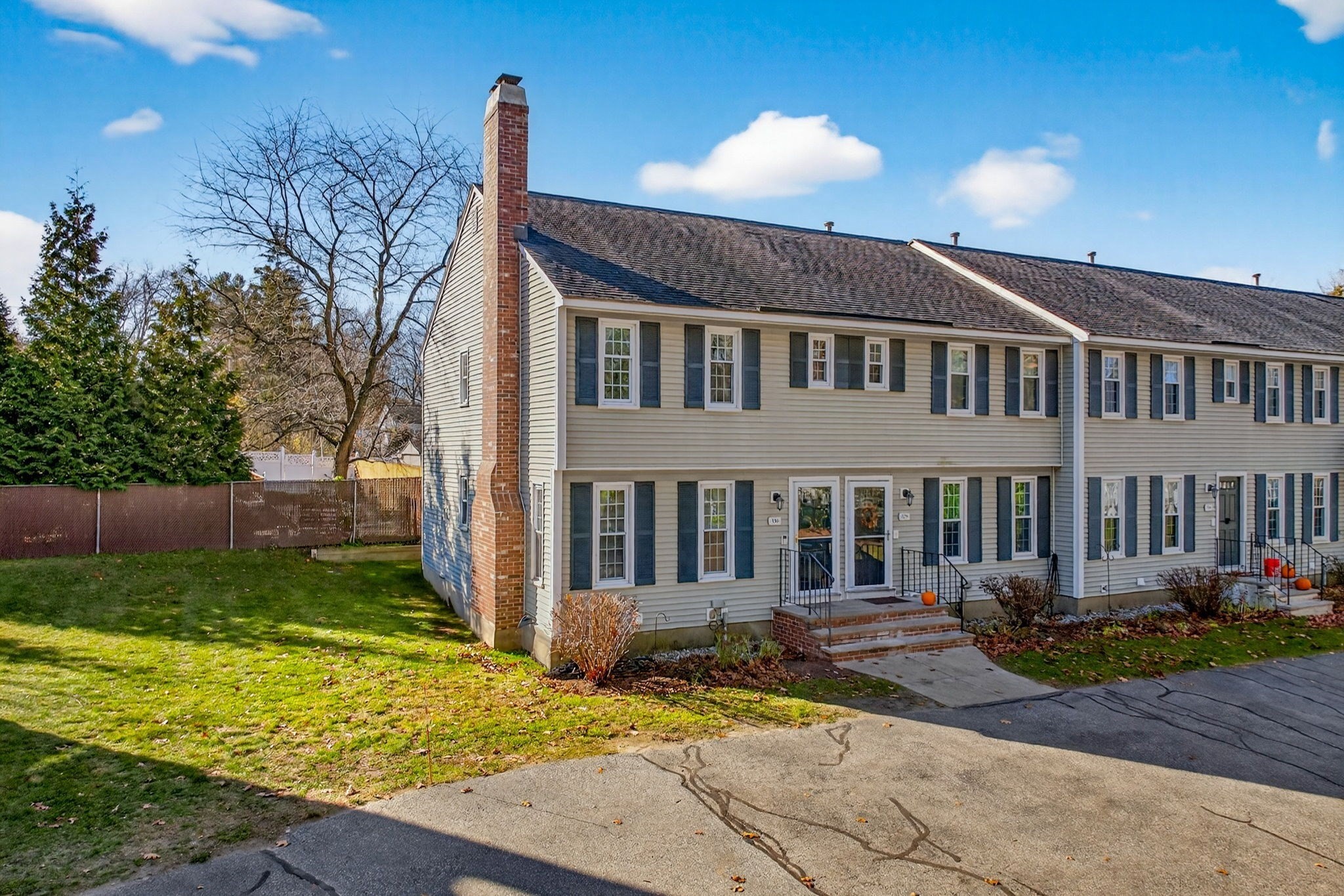 20 Woodland Dr Unit 330, Lowell, MA 01852 - Image 2