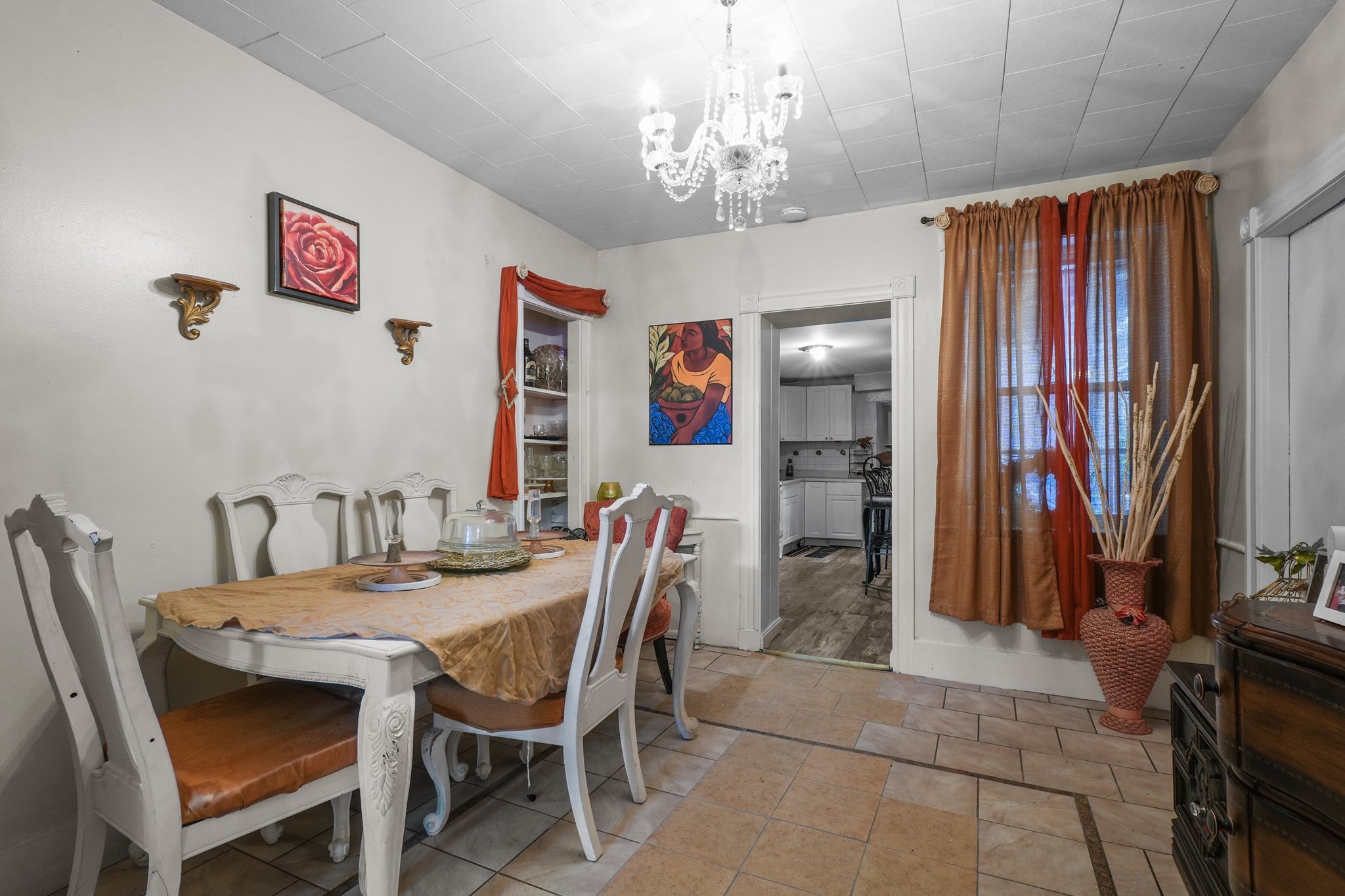 32 Orchard St, Lawrence, MA 01840 - Image 5