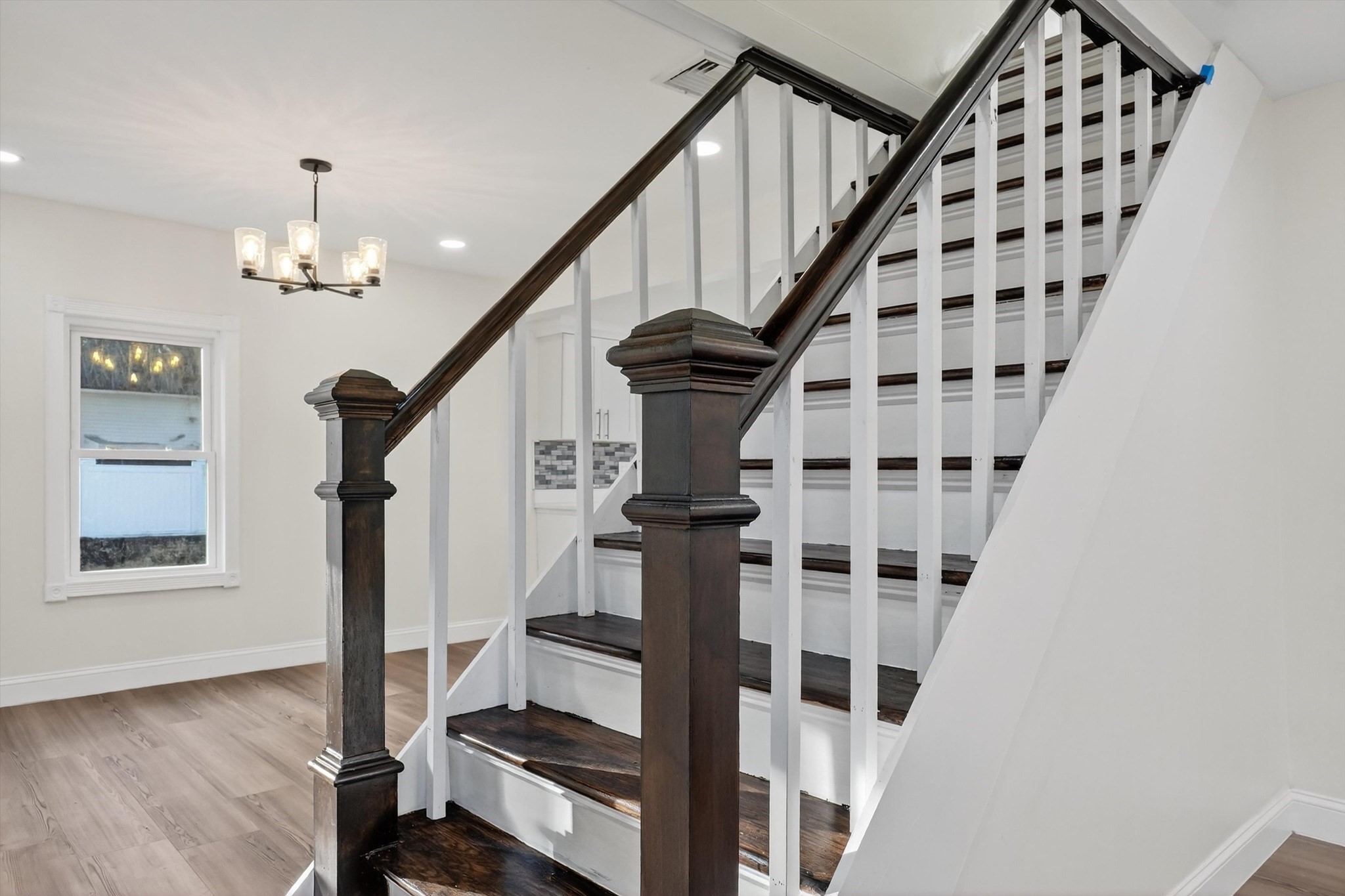 24 Railroad St, Methuen, MA 01844 - Image 17