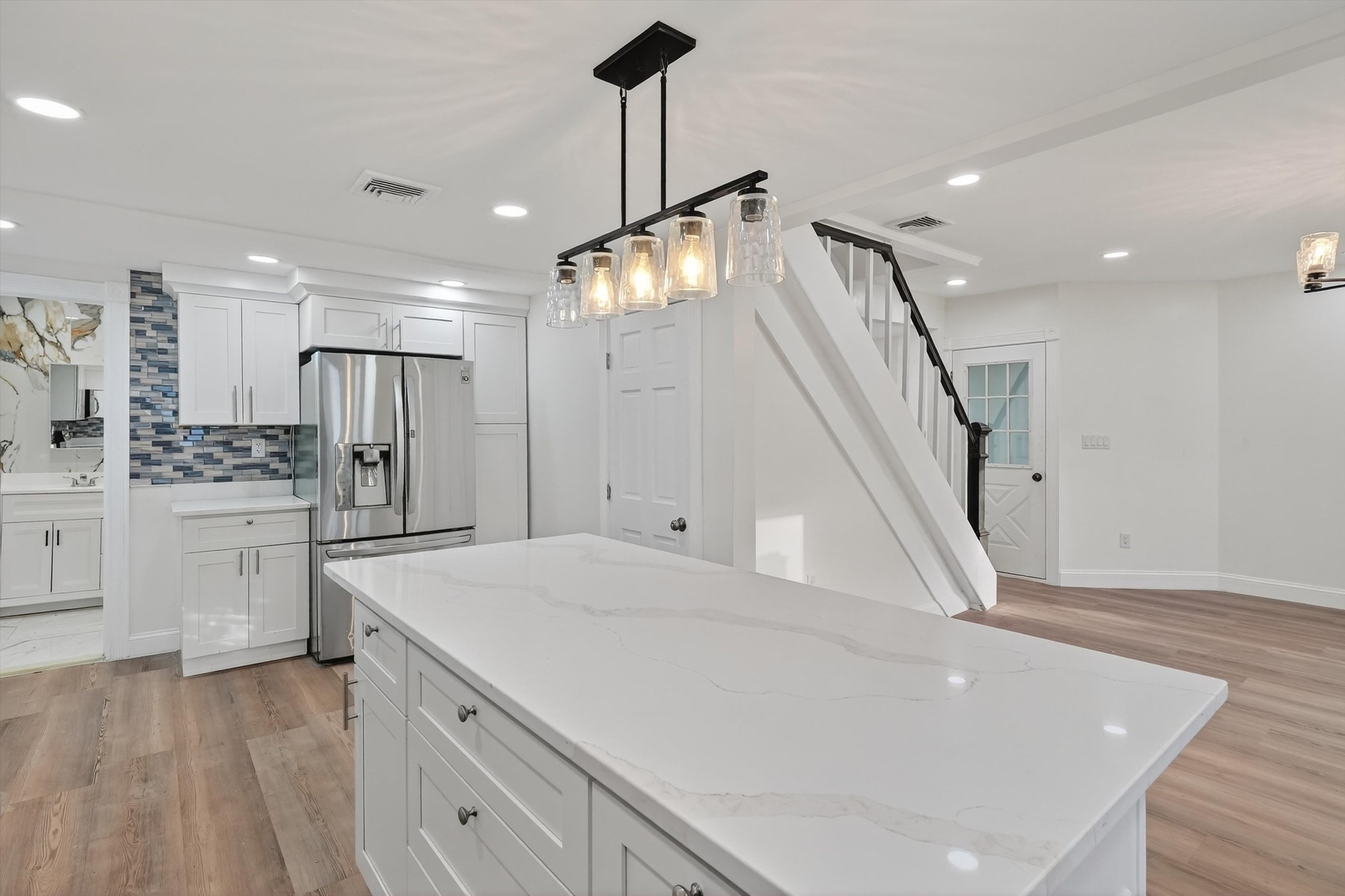 24 Railroad St, Methuen, MA 01844 - Image 8