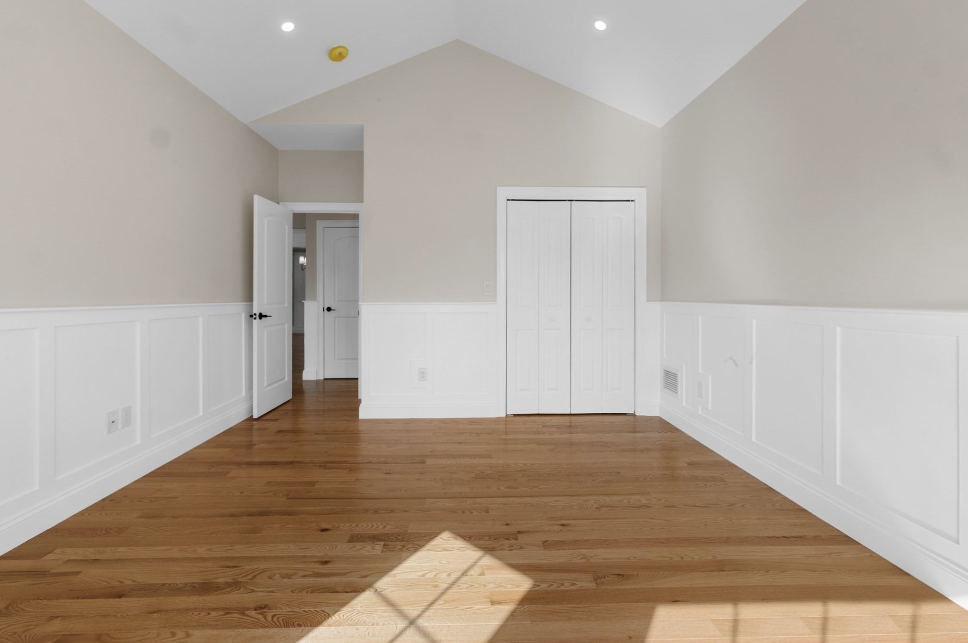 212 Rockland, Dartmouth, MA 02748 - Image 22