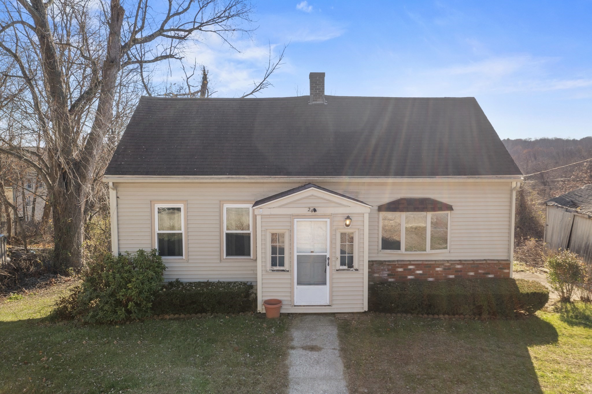 24 Lincoln Street, Millville, MA 01529