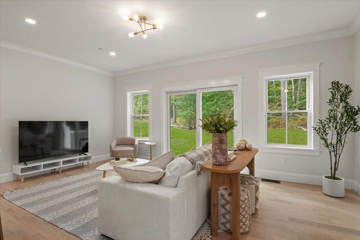 64 Uncas Avenue Extension, Franklin, MA 02038 - Image 7