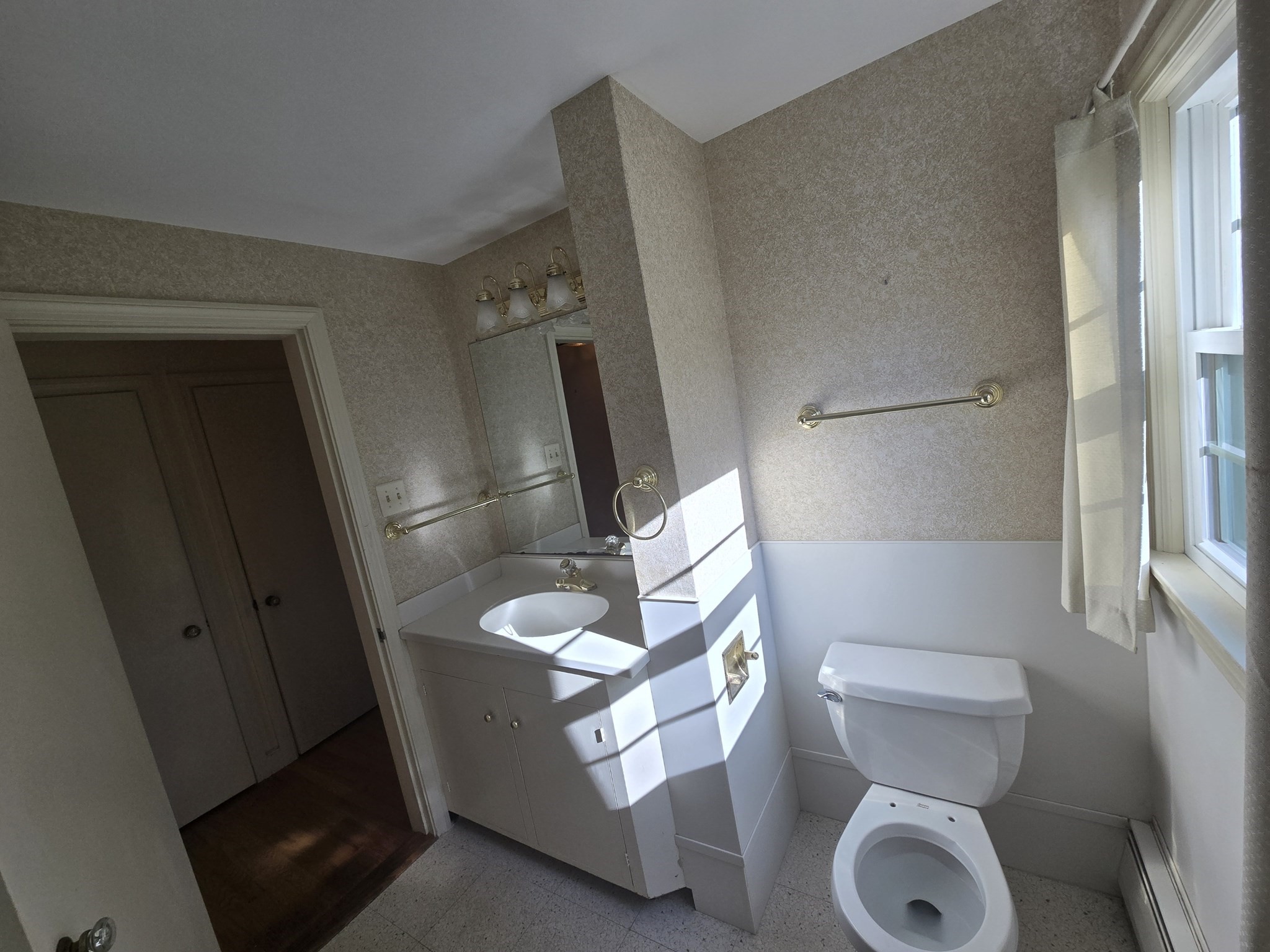 168 Twinbrooke Dr, Holden, MA 01520 - Image 17