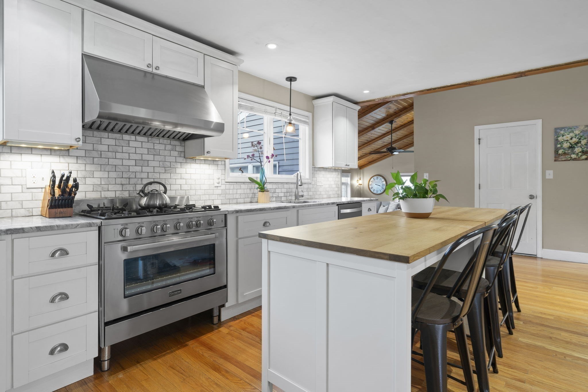 32 Lucerne Dr, Andover, MA 01810 - Image 8