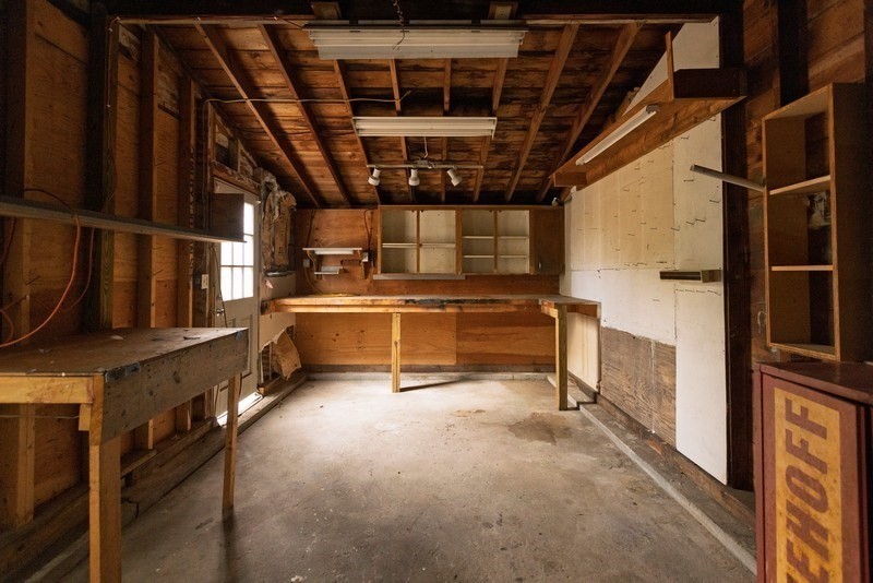 46 Roslyn Ave, Cranston, RI 02910 - Image 16