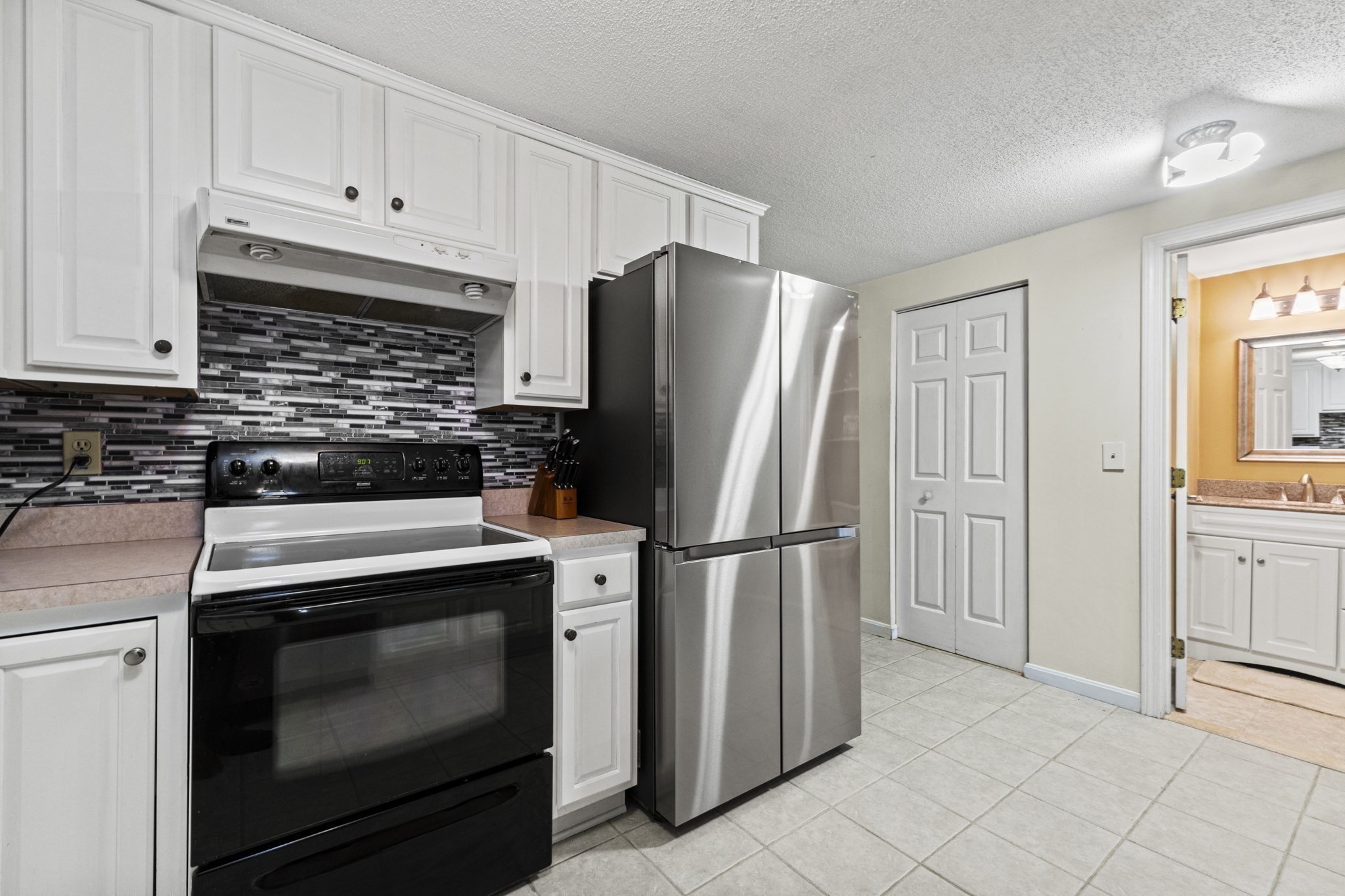 96 Old Colony Avenue Unit 202, Taunton, MA 02718 - Image 5