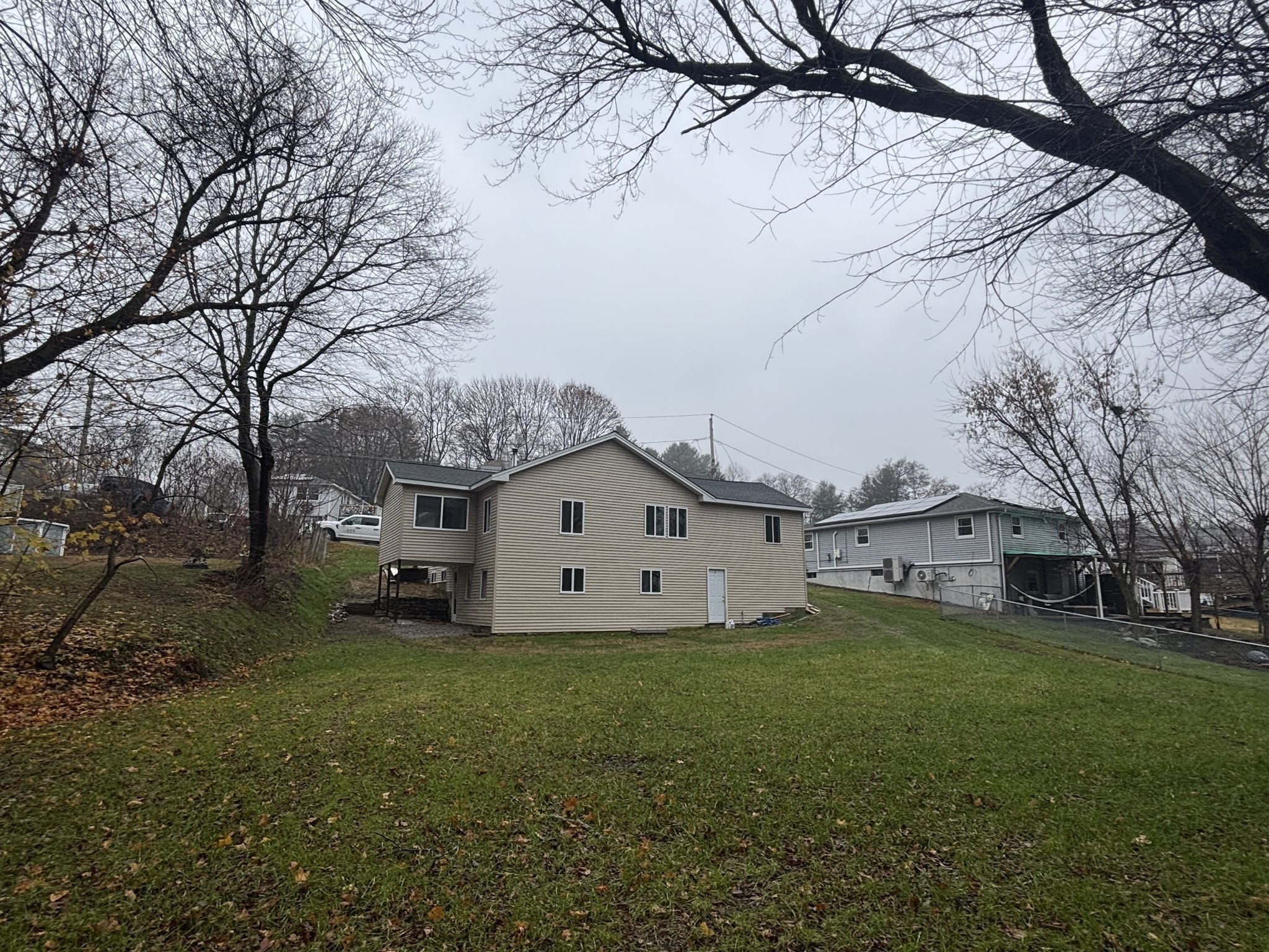 11 Williams St, Dudley, MA 01571 - Image 2