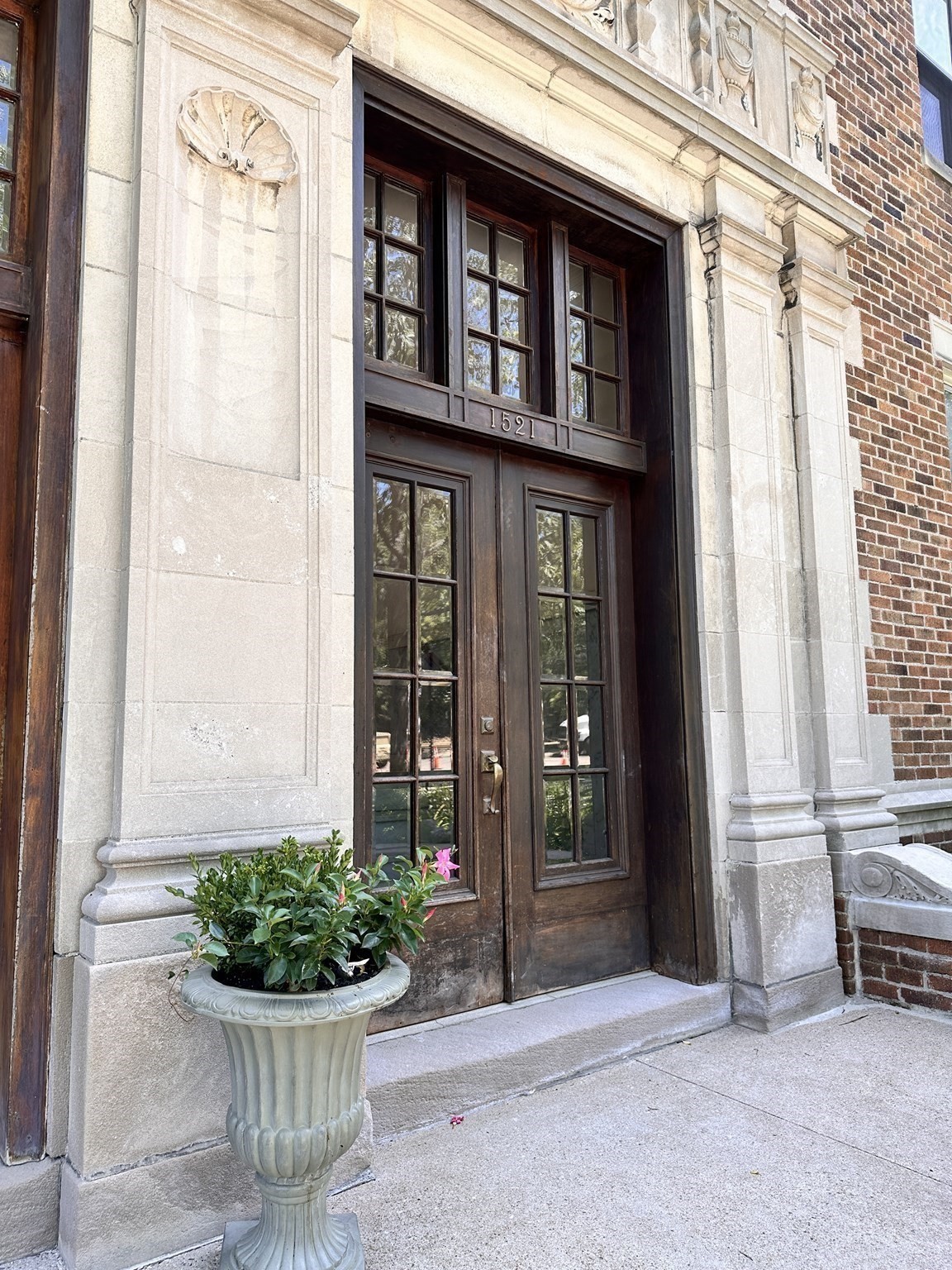 1521 Beacon St Unit 1, Brookline, MA 02446 - Image 2