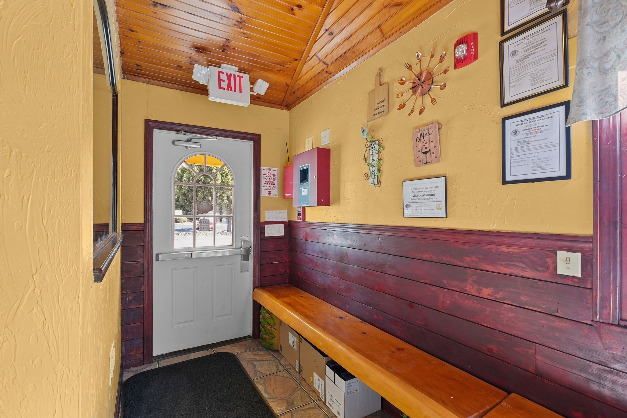 569 Winthrop St, Rehoboth, MA 02769 - Image 3