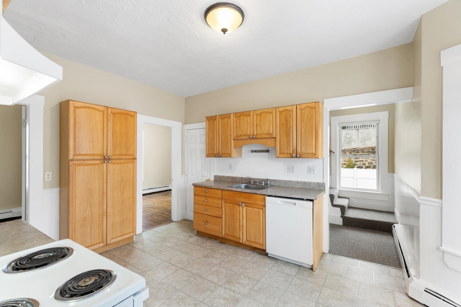 14 Mt Pleasant Place, Lynn, MA 01902 - Image 8