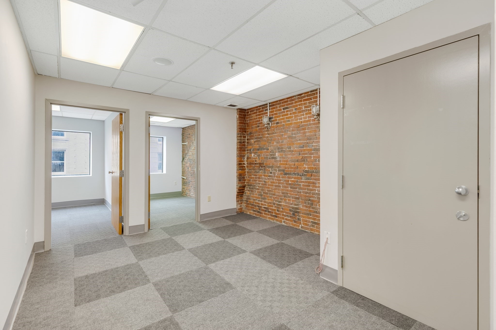 200 Lincoln Unit 401, Leather District, Boston, MA 02111 - Image 2