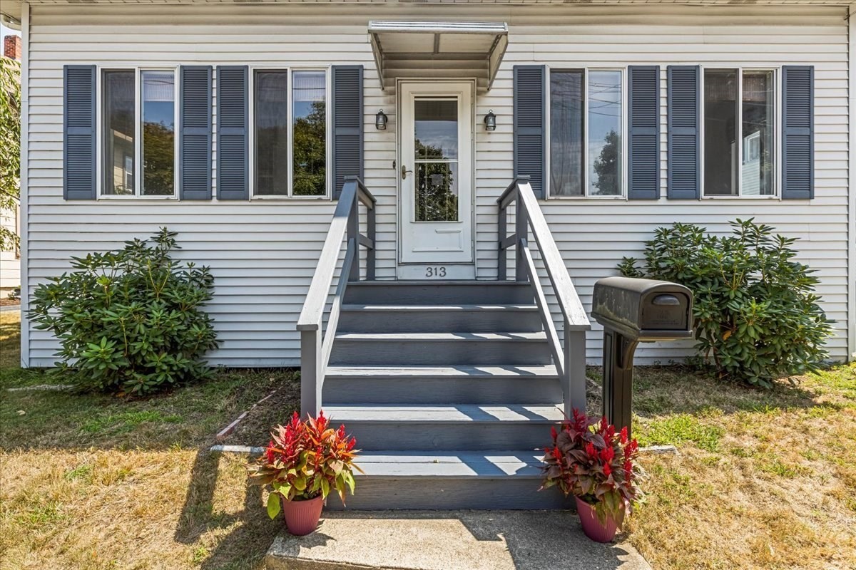 313 Main, Fairhaven, MA 02719 - Image 2