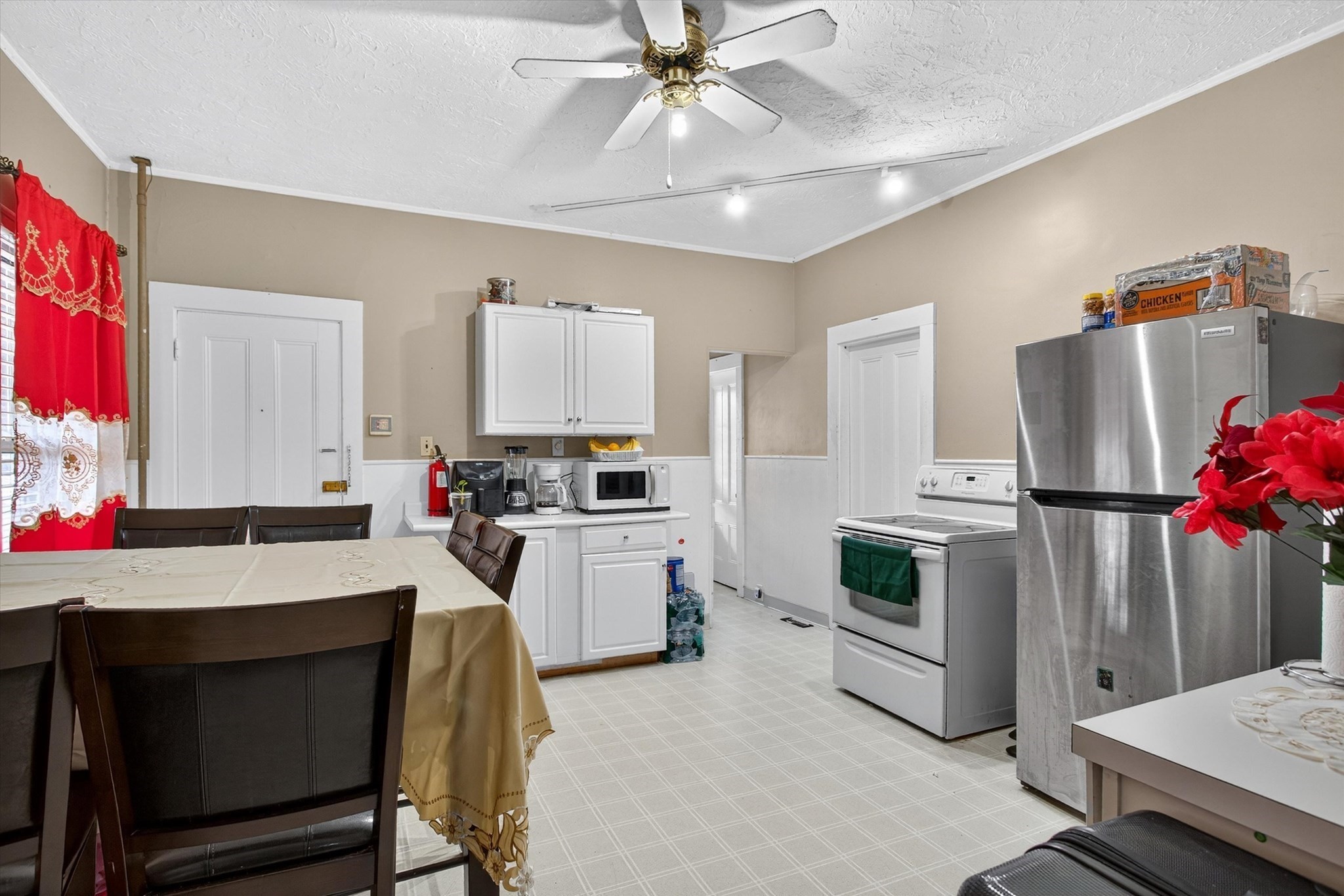 397 Ash St, Brockton, MA 02301 - Image 8