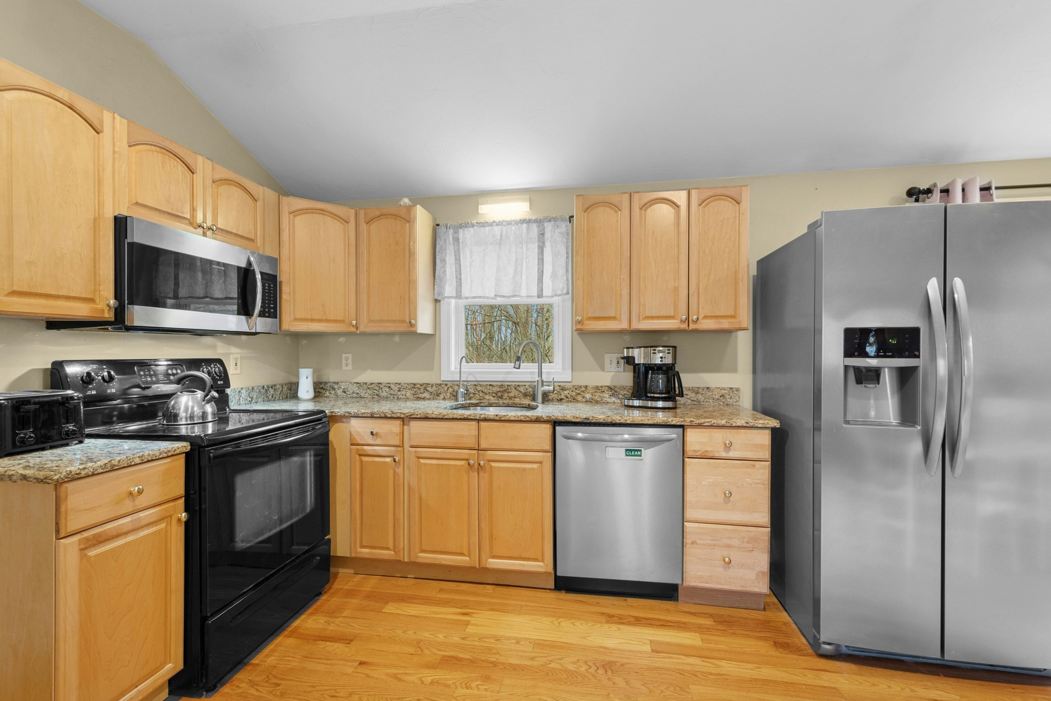 252 Pleasantdale Rd, Rutland, MA 01543 - Image 11