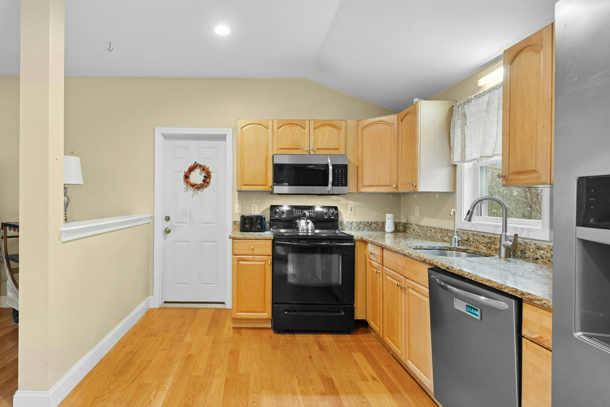 252 Pleasantdale Rd, Rutland, MA 01543 - Image 12