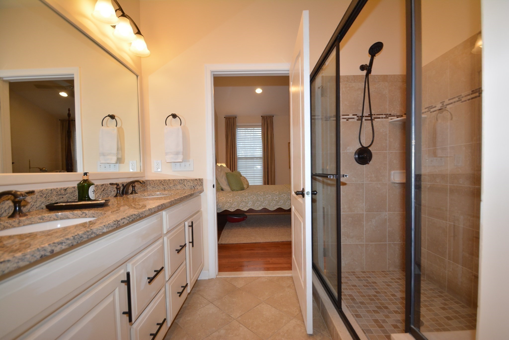 46 Hopkins Circle Unit 46, Methuen, MA 01844 - Image 18