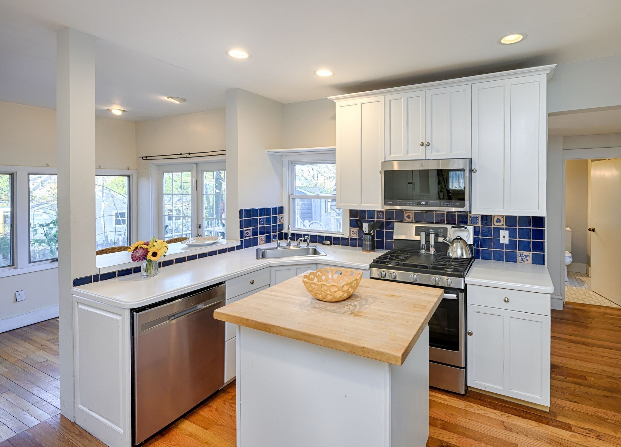 31 Marion St, Natick, MA 01760 - Image 9