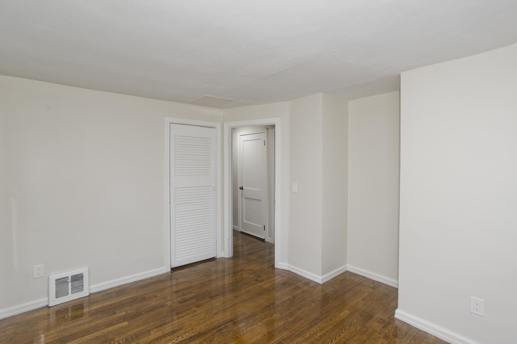 99 Massreco St, Springfield, MA 01109 - Image 15