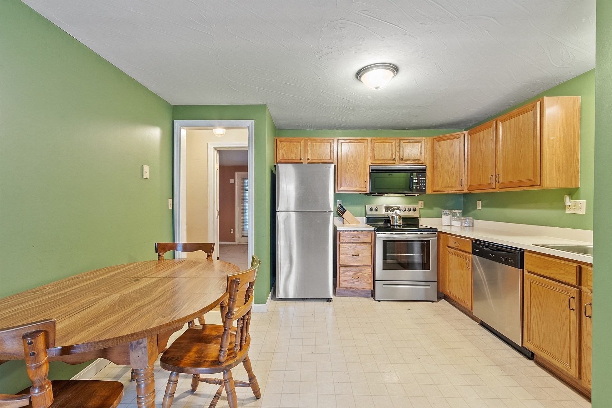 97 Berrington Rd Unit 97, Leominster, MA 01453 - Image 15