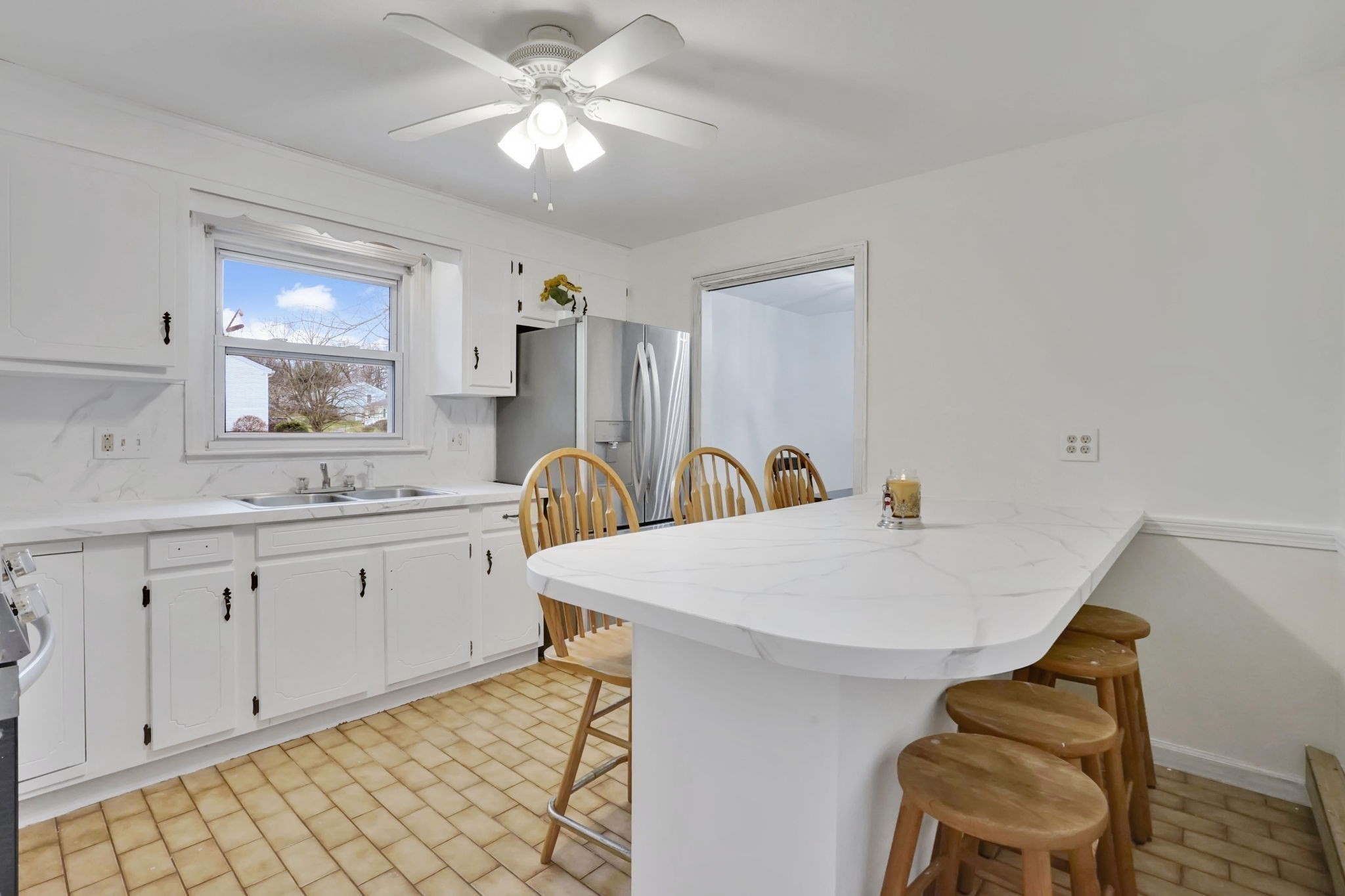 290 Newton Rd, Springfield, MA 01118 - Image 13