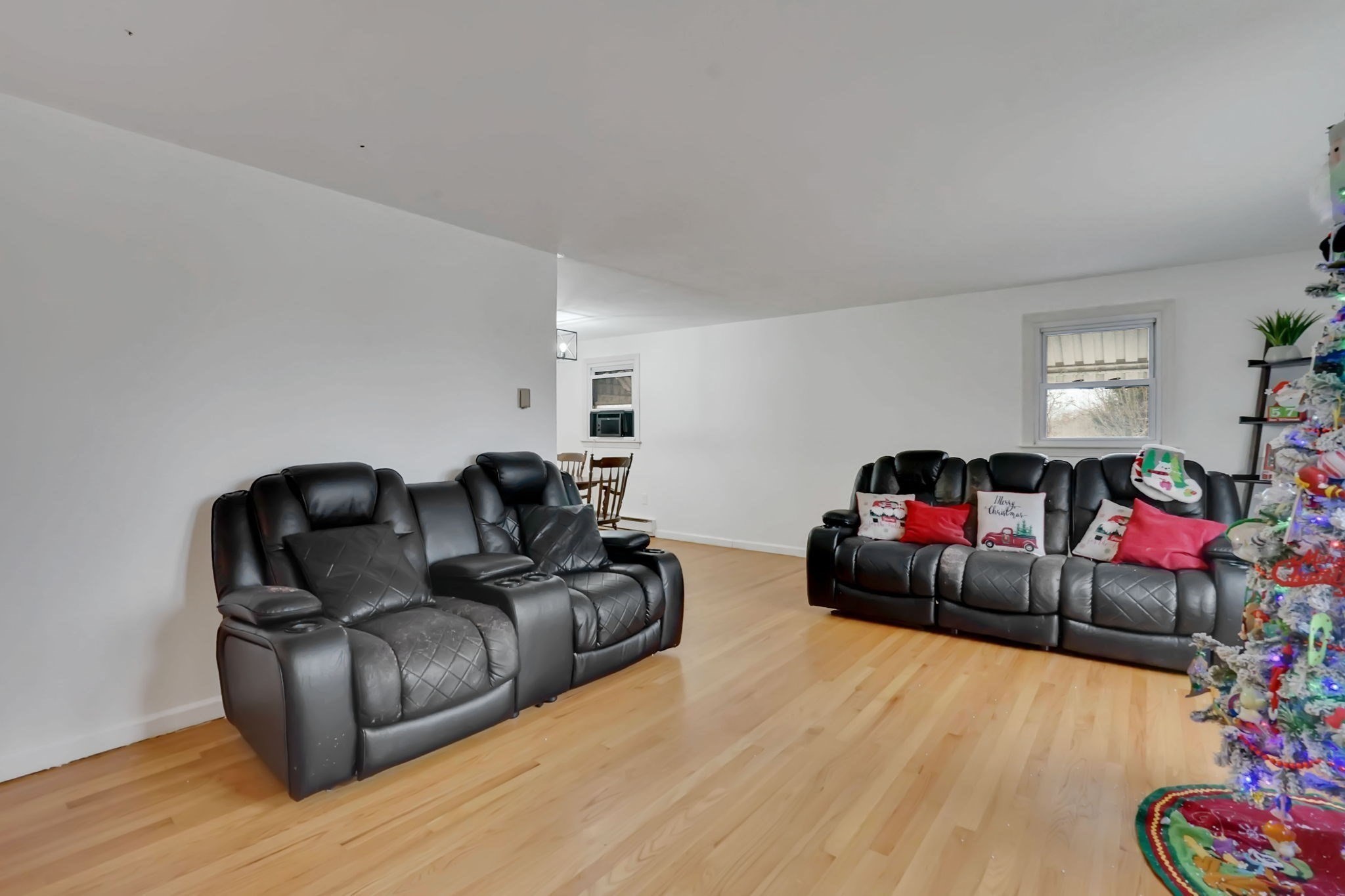 290 Newton Rd, Springfield, MA 01118 - Image 8