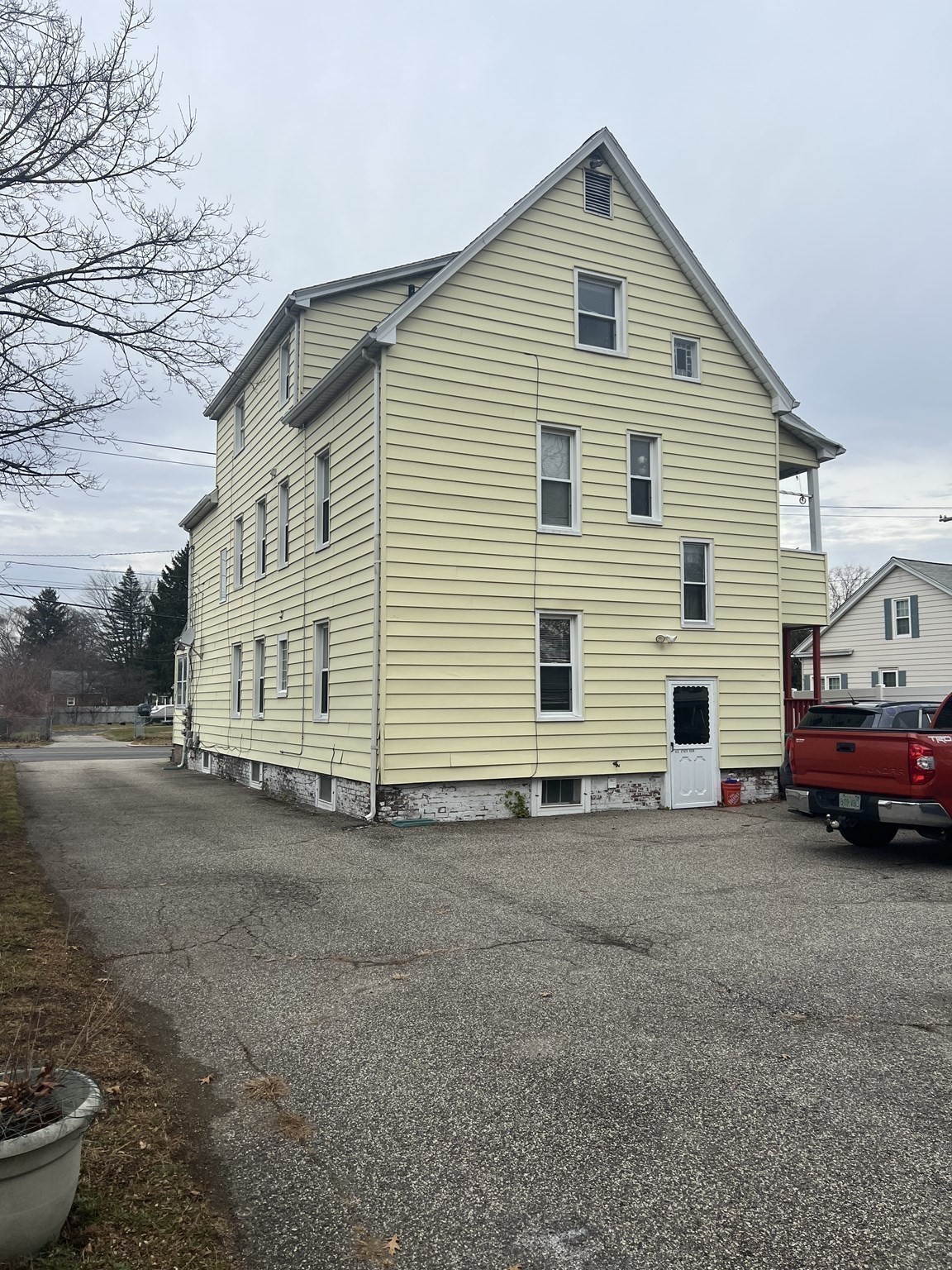 583 McKinstry Avenue, Chicopee, MA 01020 - Image 12