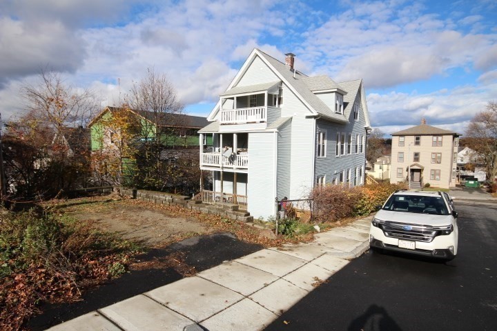 74 Green Hill Pkwy, Worcester, MA 01605 - Image 9